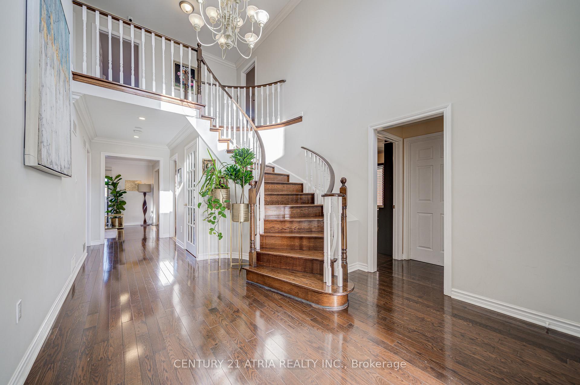 Photo 4 of 84 Downing Boulevard, Vaughan, Uplands — HOMEH