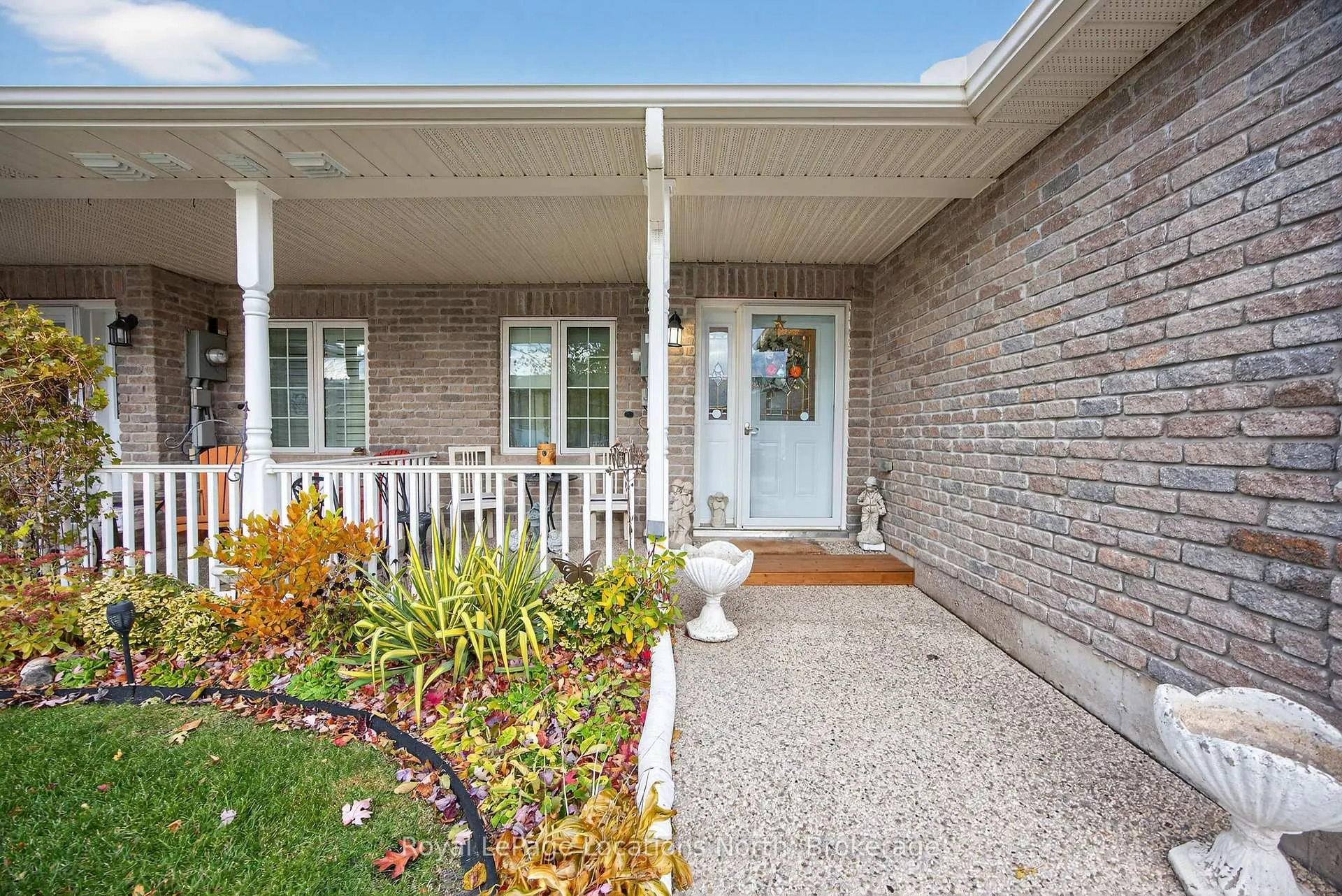 Photo 7 of 19 Chestnut Lane, Wasaga Beach — HOMEH