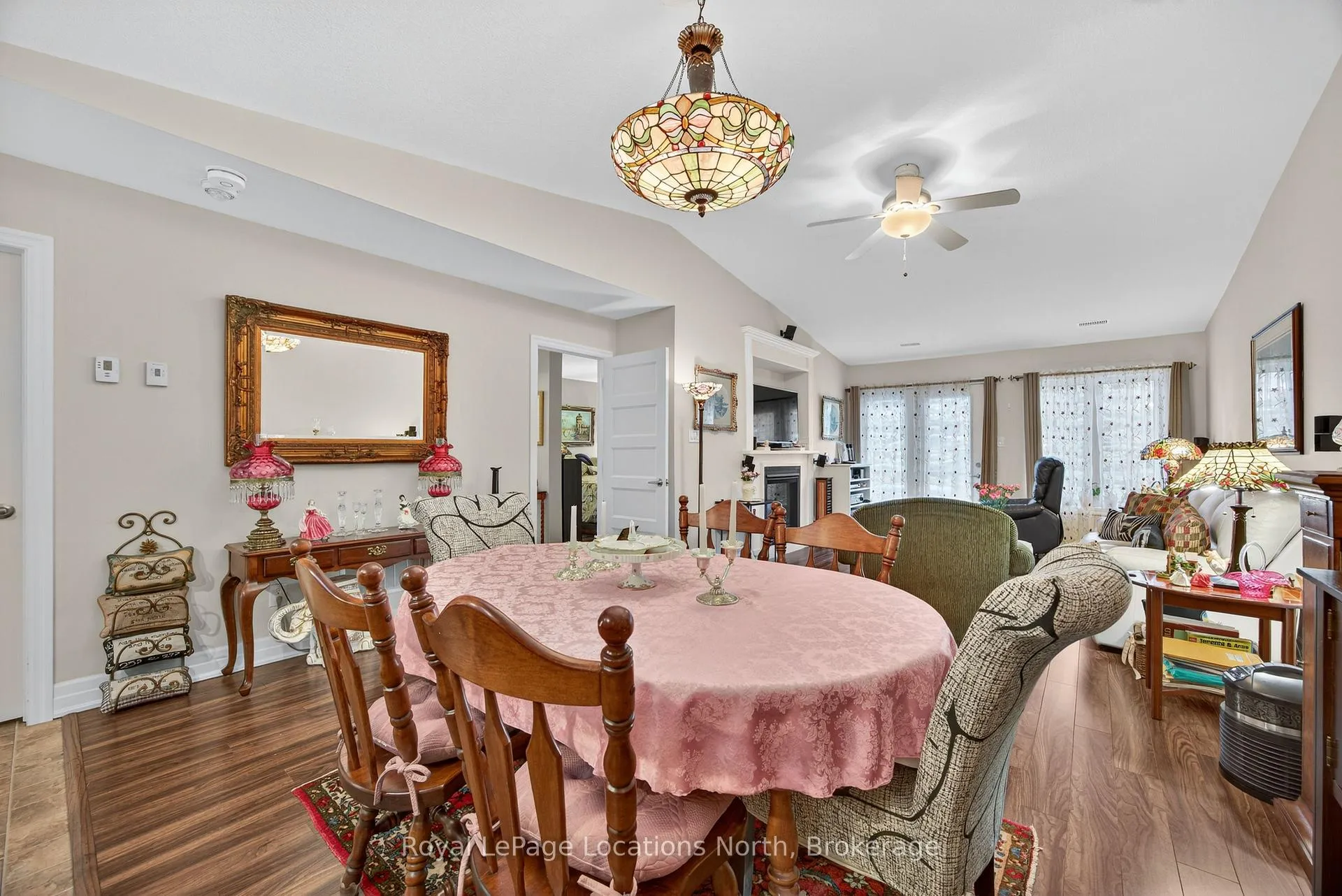 Photo 13 of 19 Chestnut Lane, Wasaga Beach — HOMEH