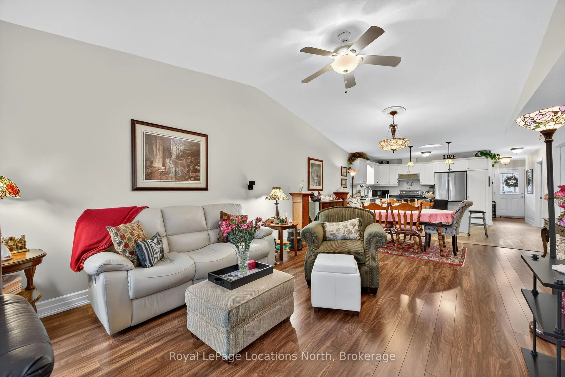 Photo 18 of 19 Chestnut Lane, Wasaga Beach — HOMEH