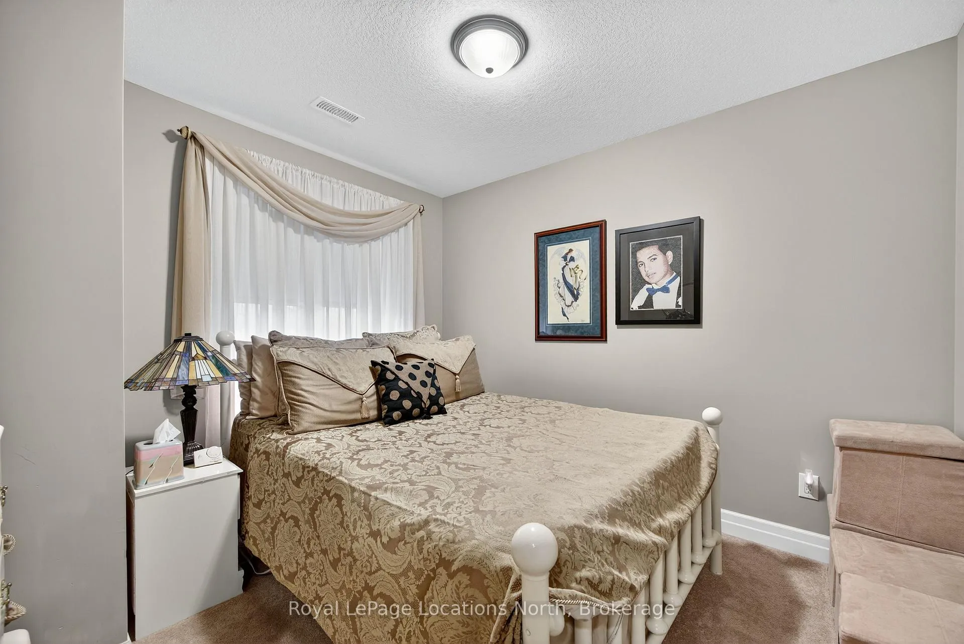 Photo 23 of 19 Chestnut Lane, Wasaga Beach — HOMEH