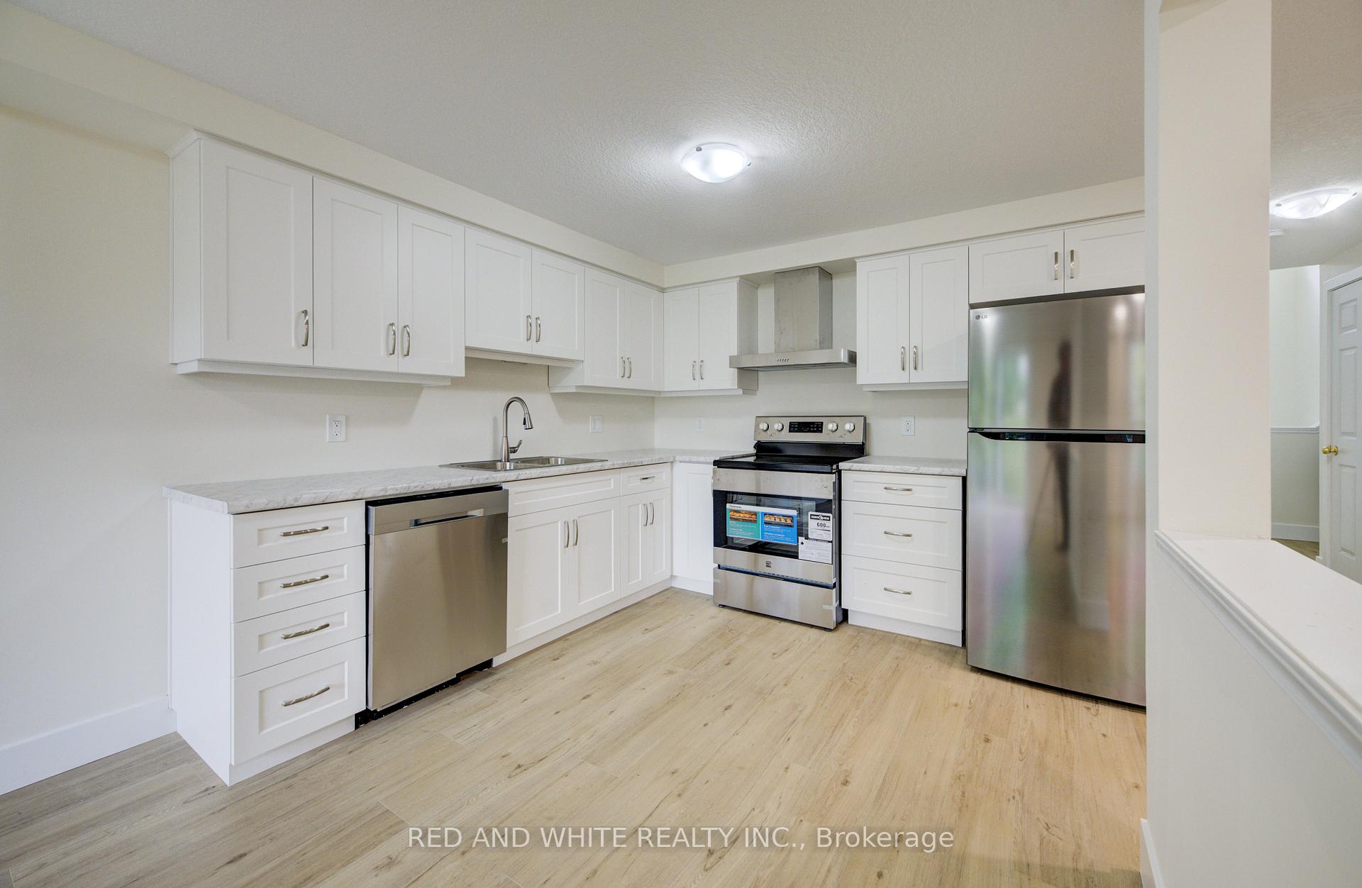 Photo 10 of 624 Wild Ginger Avenue, Waterloo — HOMEH