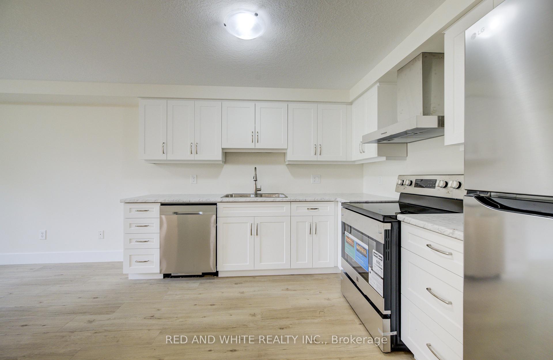 Photo 11 of 624 Wild Ginger Avenue, Waterloo — HOMEH