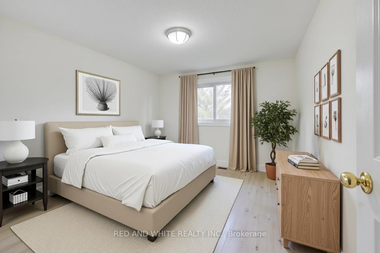 Photo 17 of 624 Wild Ginger Avenue, Waterloo — HOMEH