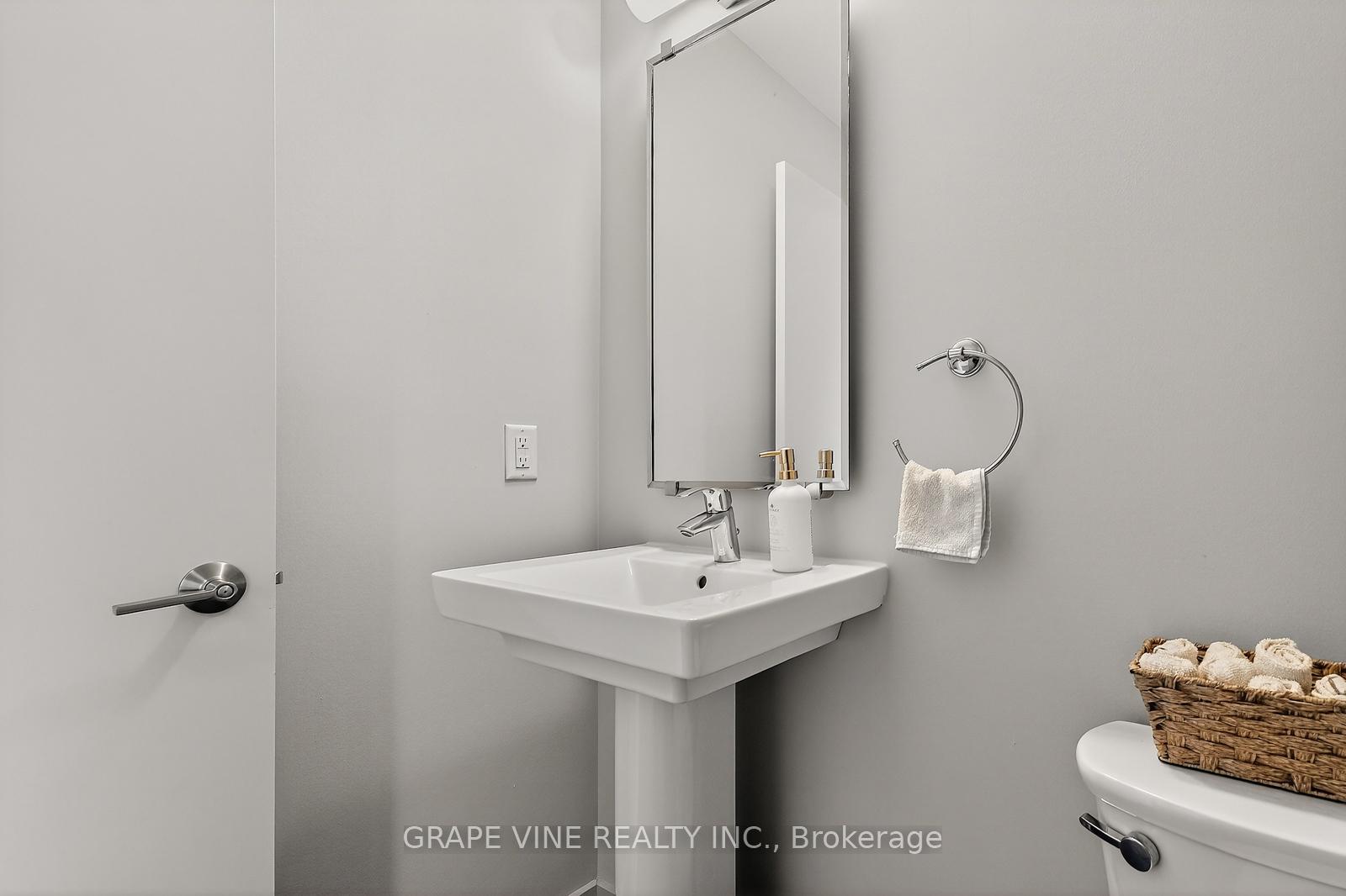 Photo 7 of 145 Larimar Circle, Ottawa, Riverside South/Gloucester Glen — HOMEH