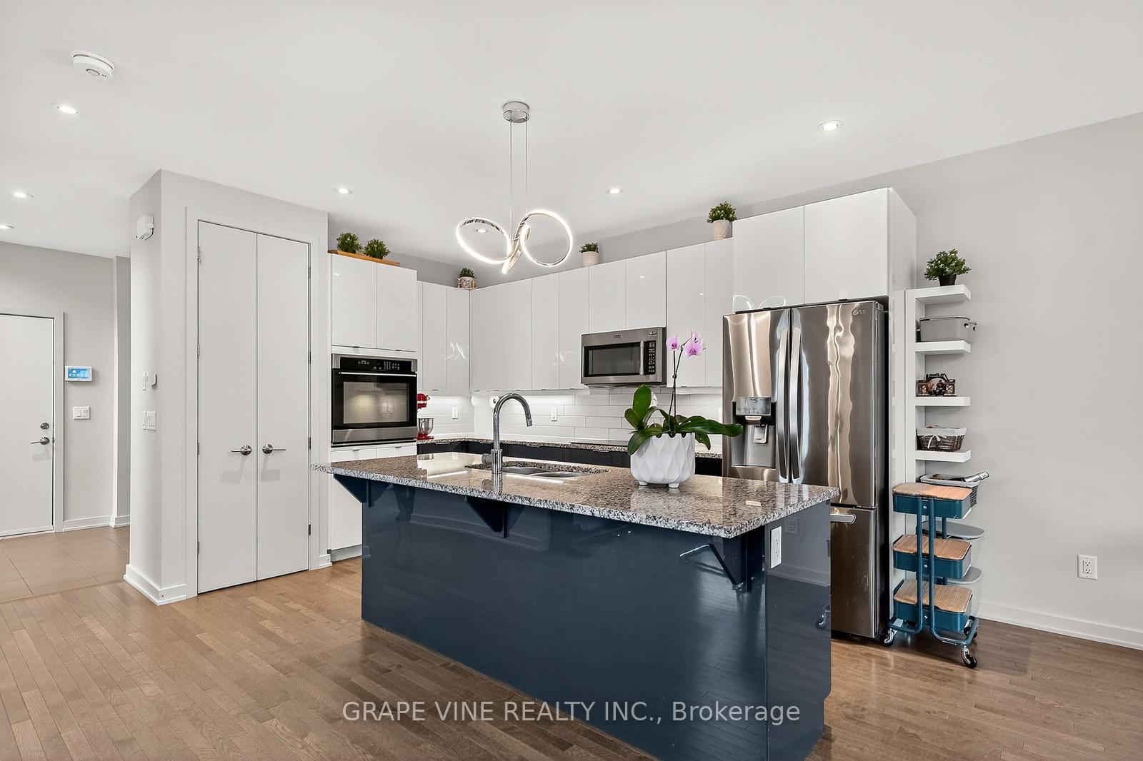 Photo 10 of 145 Larimar Circle, Ottawa, Riverside South/Gloucester Glen — HOMEH
