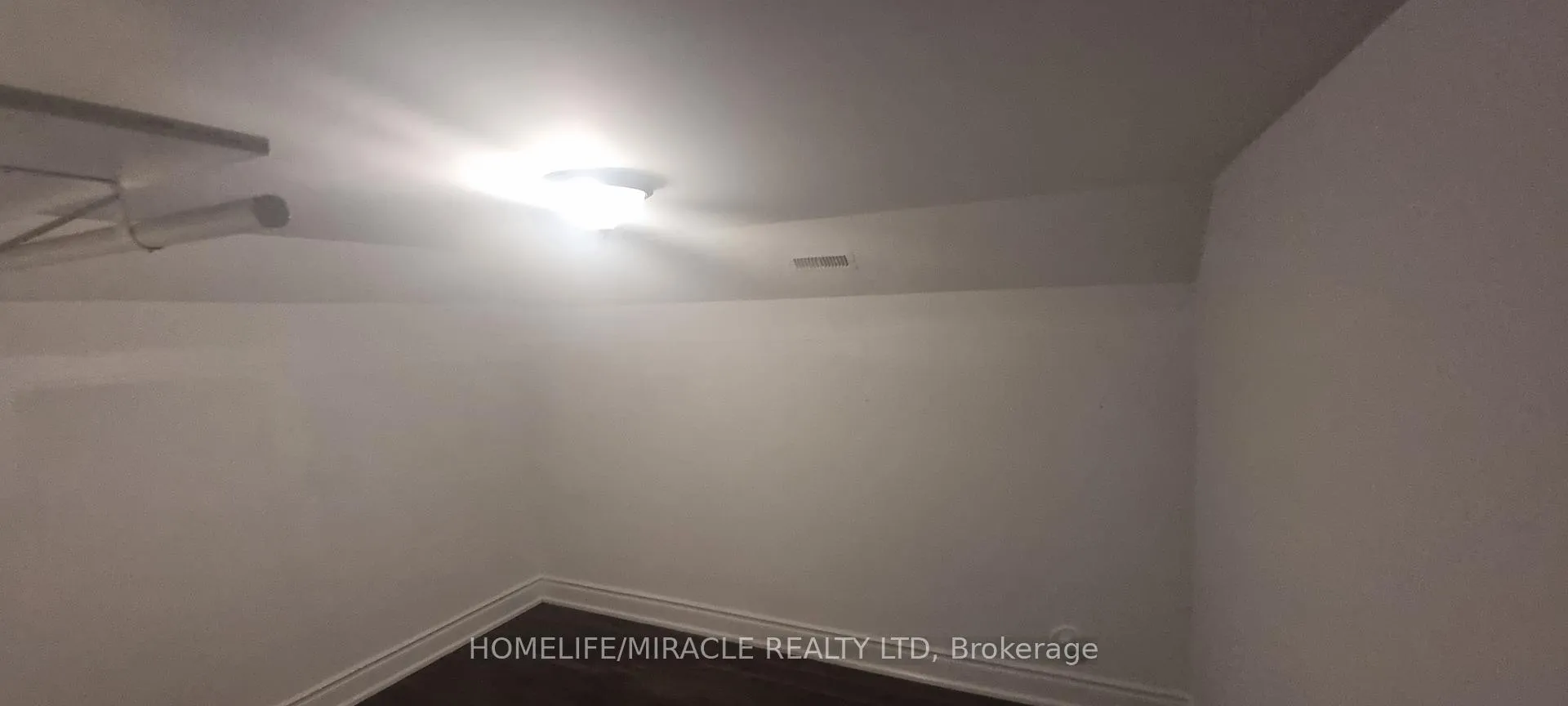 Photo 4 of 56 Ironside Drive, Vaughan, Vellore Village — HOMEH