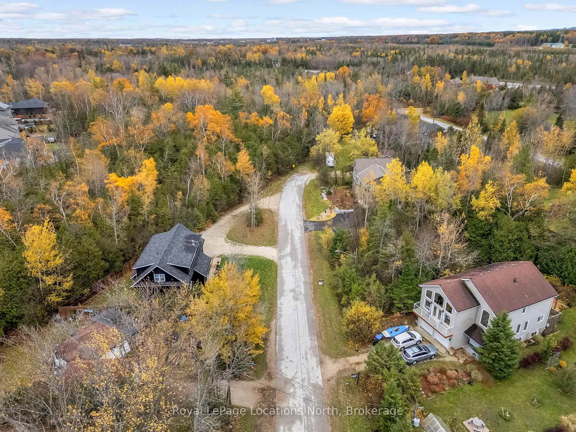 Photo 9 of 15 Constance Boulevard, Wasaga Beach — HOMEH