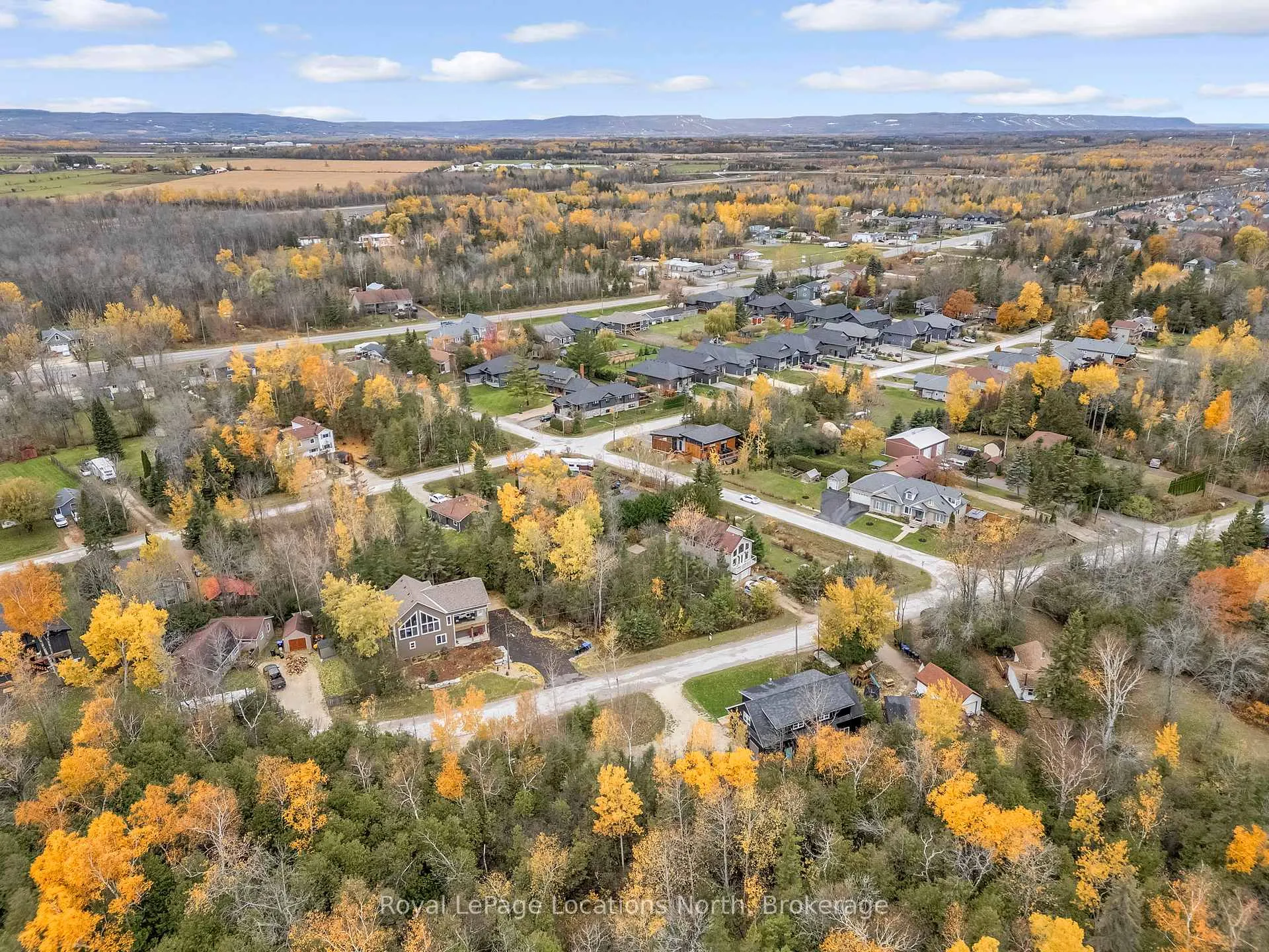 Photo 17 of 15 Constance Boulevard, Wasaga Beach — HOMEH