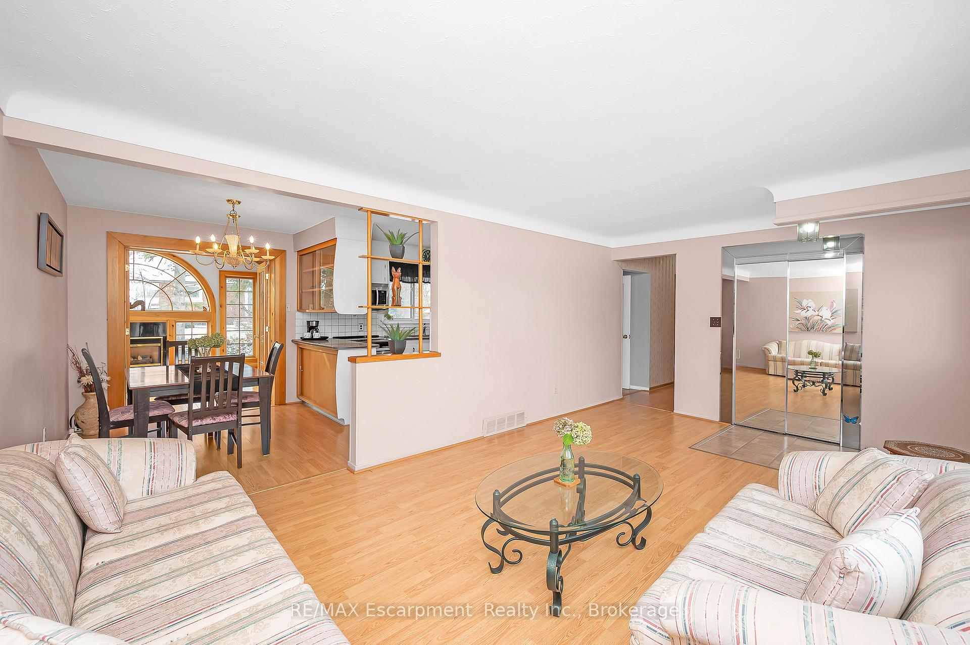 Photo 5 of 16 Glendale Drive, Welland, Prince Charles — HOMEH