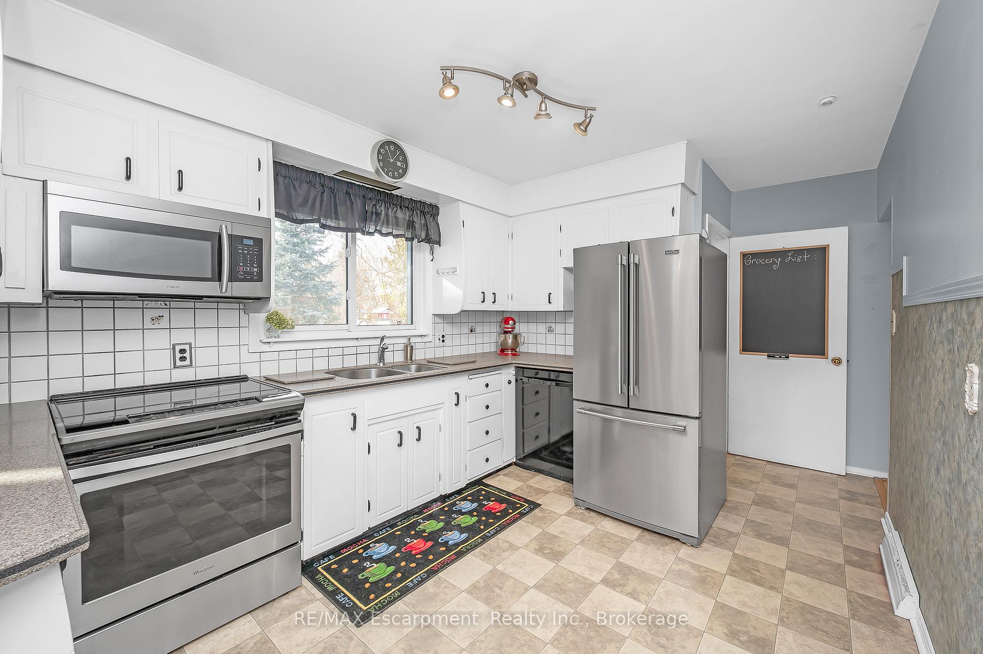 Photo 7 of 16 Glendale Drive, Welland, Prince Charles — HOMEH