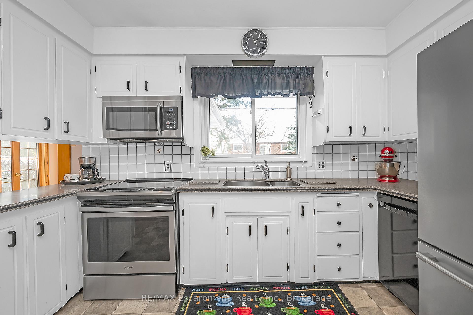 Photo 8 of 16 Glendale Drive, Welland, Prince Charles — HOMEH