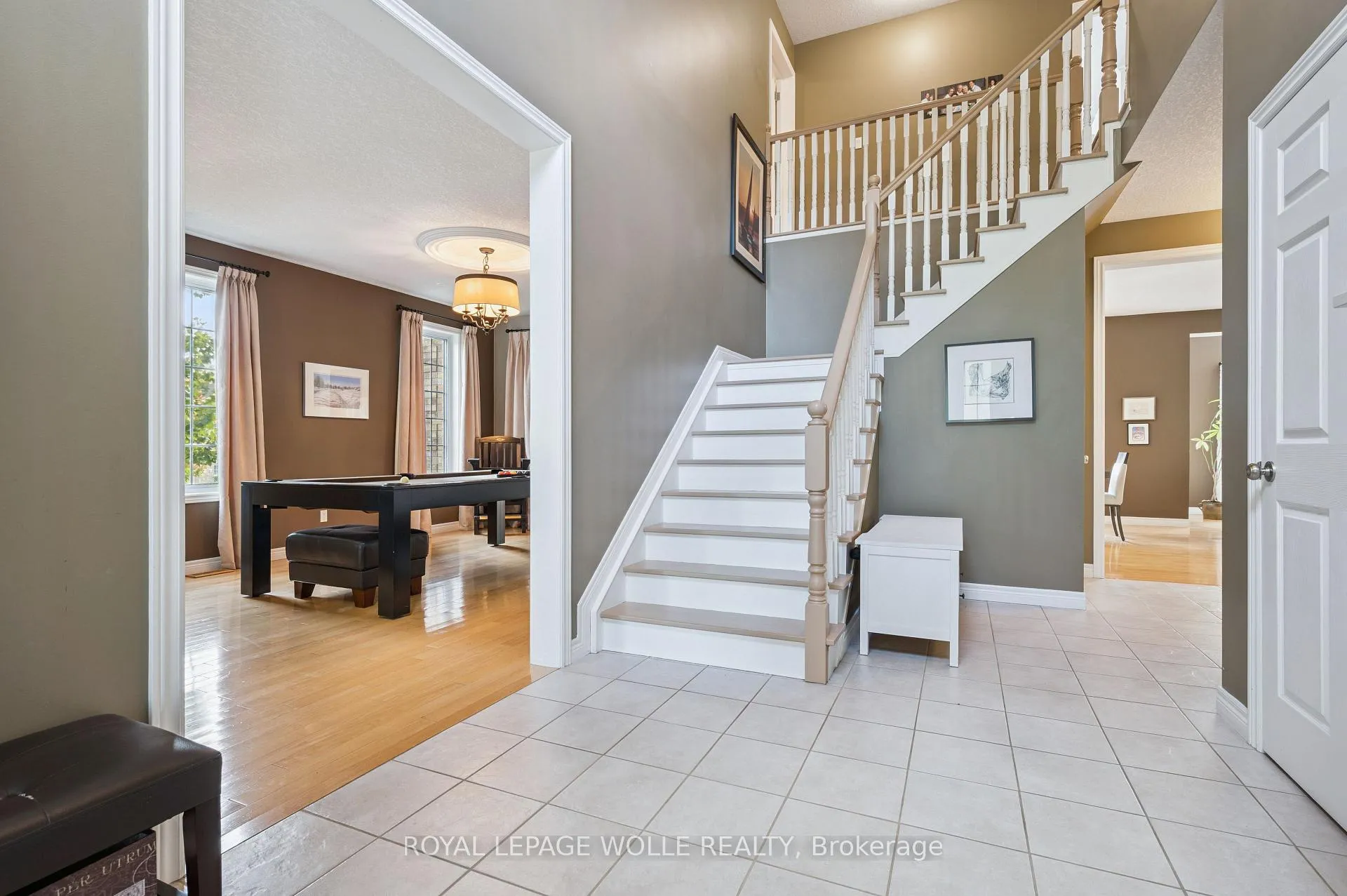 Photo 18 of 867 Creekside Drive, Waterloo — HOMEH