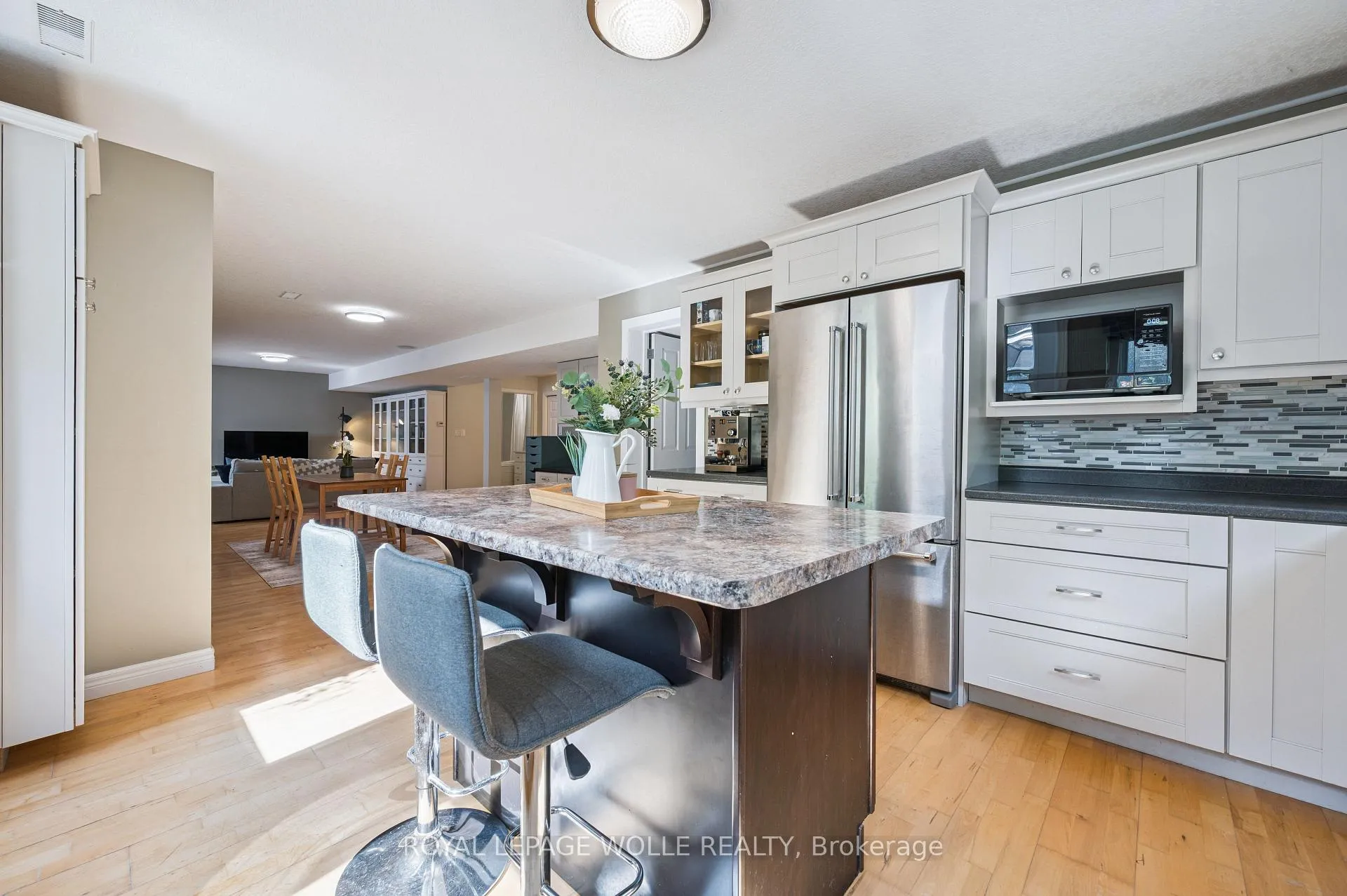 Photo 29 of 867 Creekside Drive, Waterloo — HOMEH