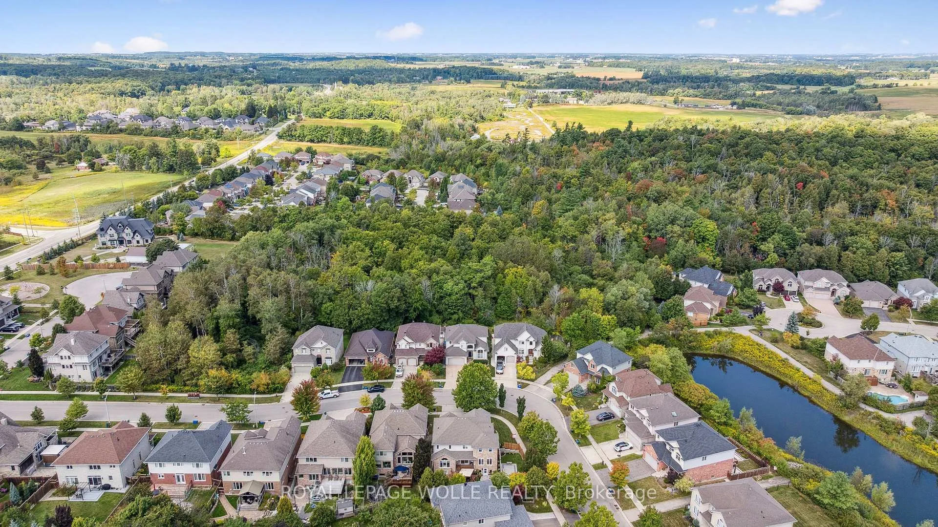 Photo 46 of 867 Creekside Drive, Waterloo — HOMEH