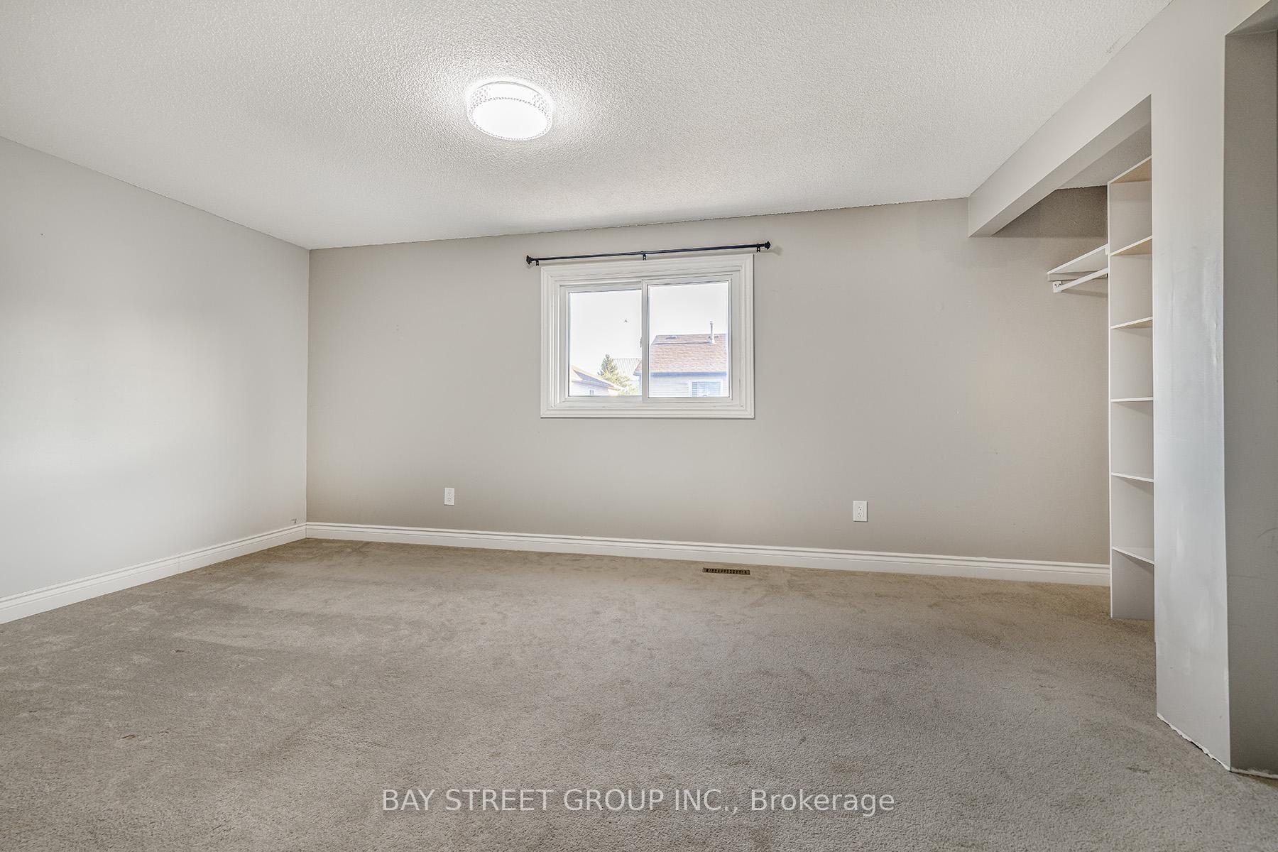 Photo 13 of 17 Carr Drive, Ajax, Central — HOMEH