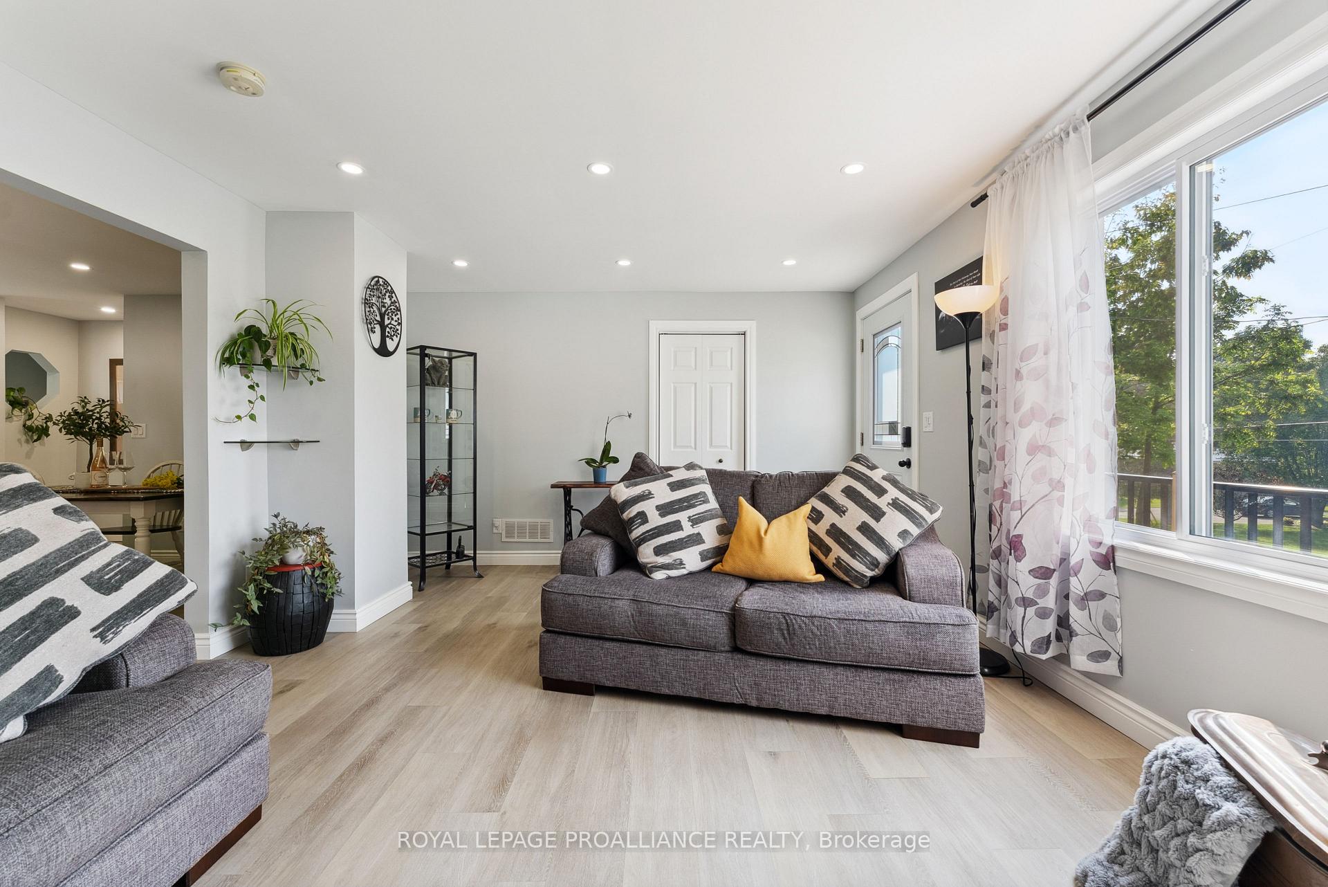Photo 11 of 312 River Street W, Tweed, Tweed (Village) — HOMEH