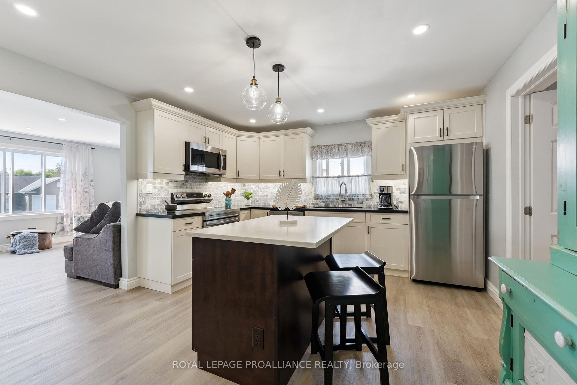 Photo 14 of 312 River Street W, Tweed, Tweed (Village) — HOMEH