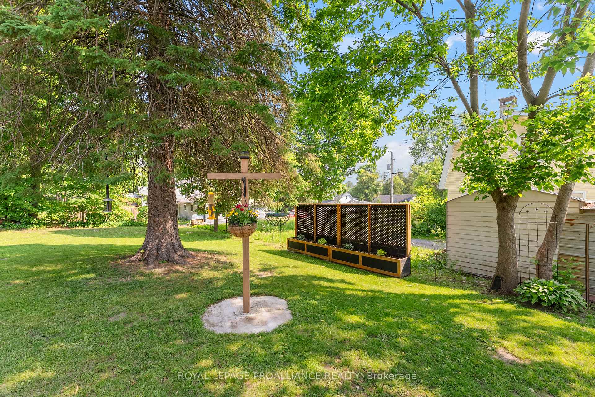Photo 41 of 312 River Street W, Tweed, Tweed (Village) — HOMEH