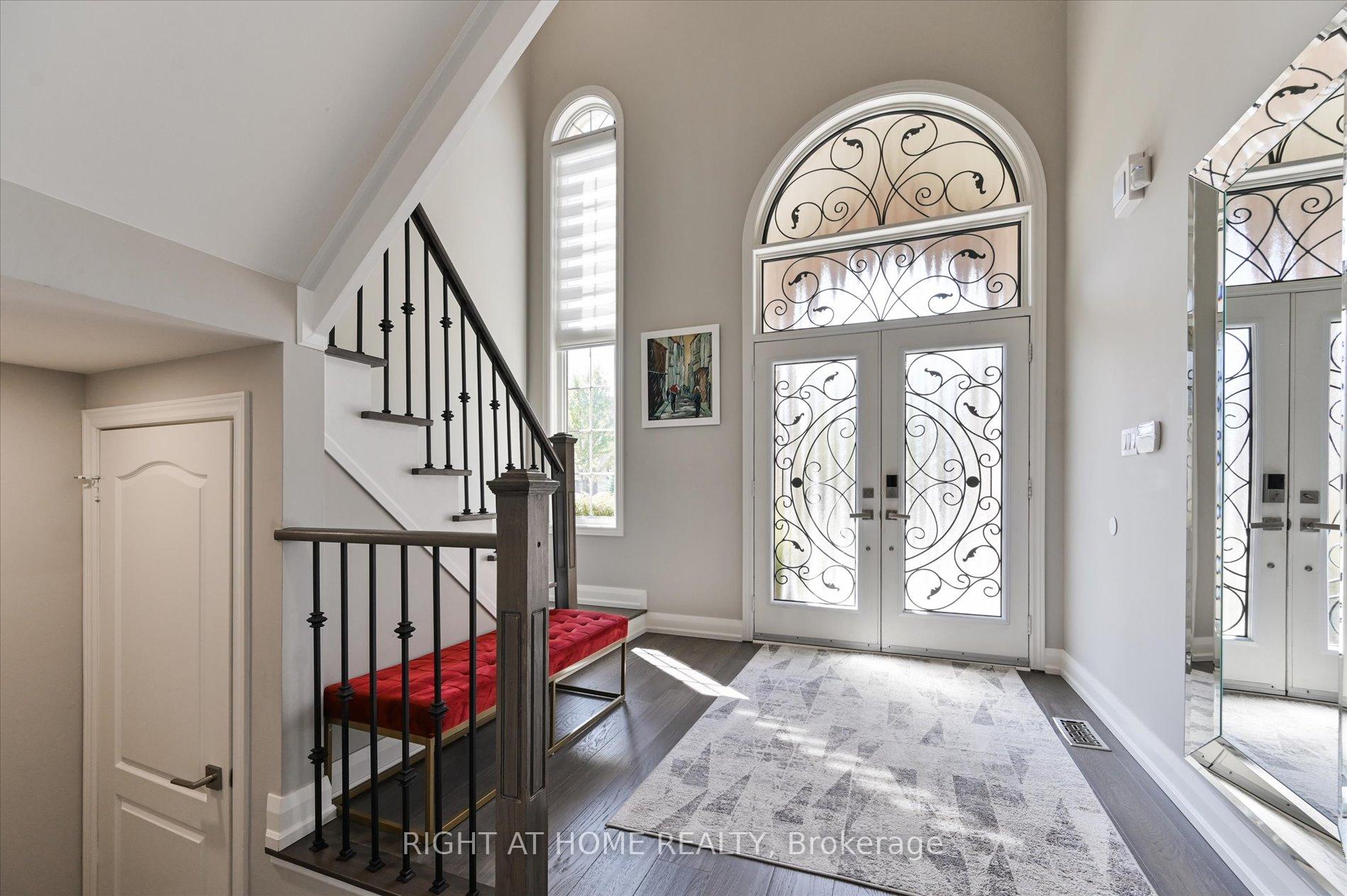 Photo 5 of 250 Rivermill Crescent, Vaughan, Patterson — HOMEH