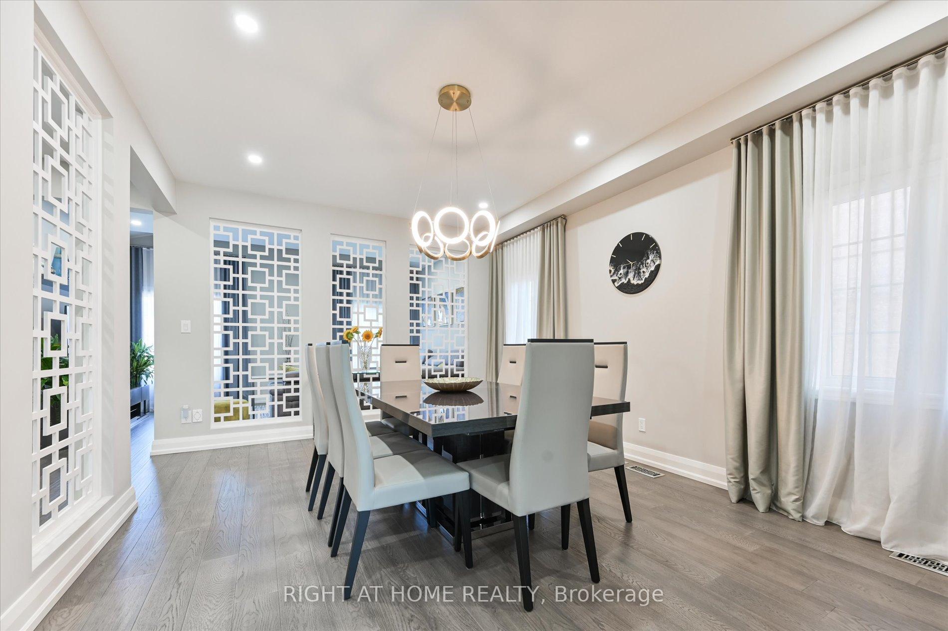 Photo 6 of 250 Rivermill Crescent, Vaughan, Patterson — HOMEH