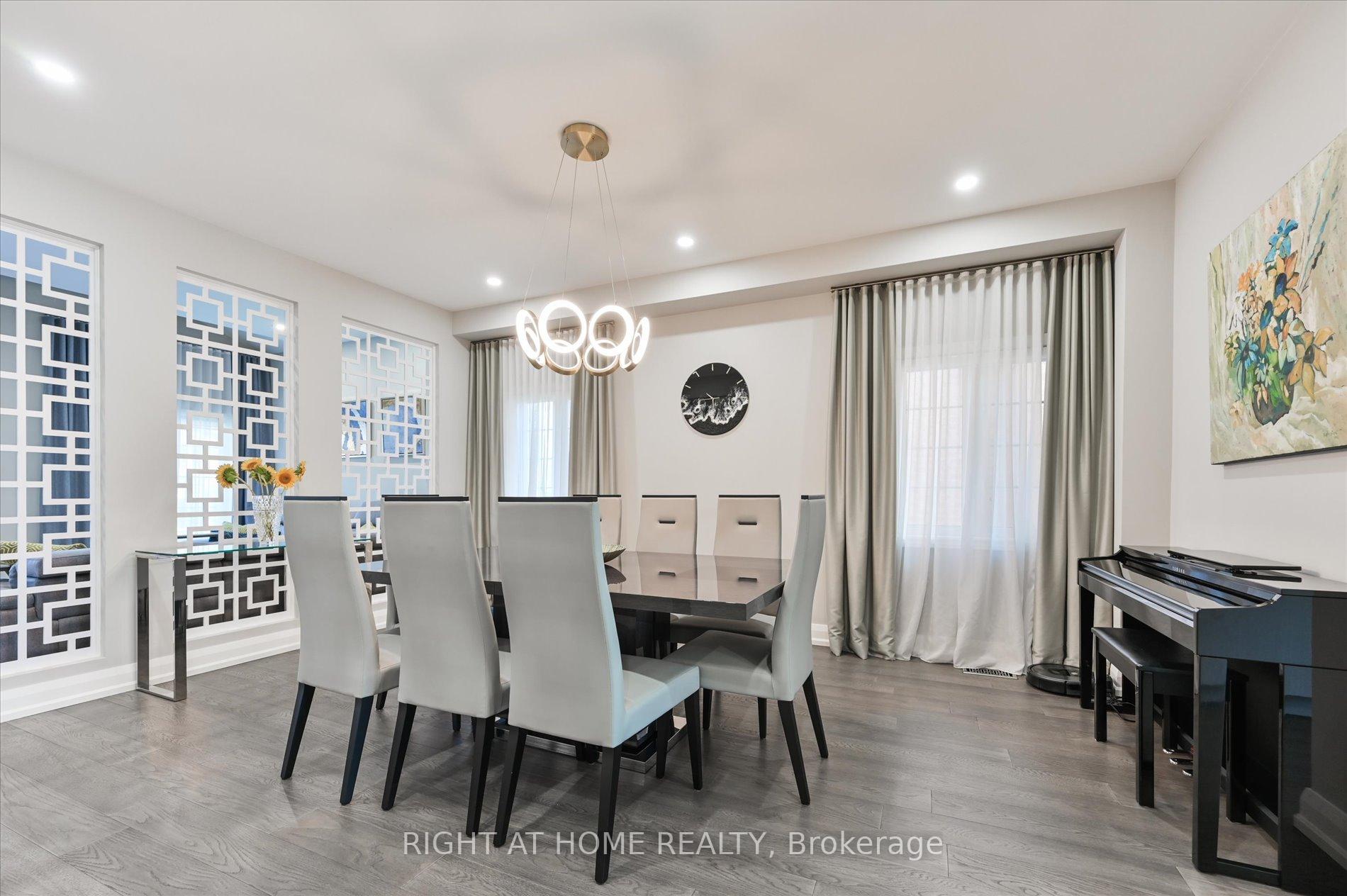 Photo 7 of 250 Rivermill Crescent, Vaughan, Patterson — HOMEH