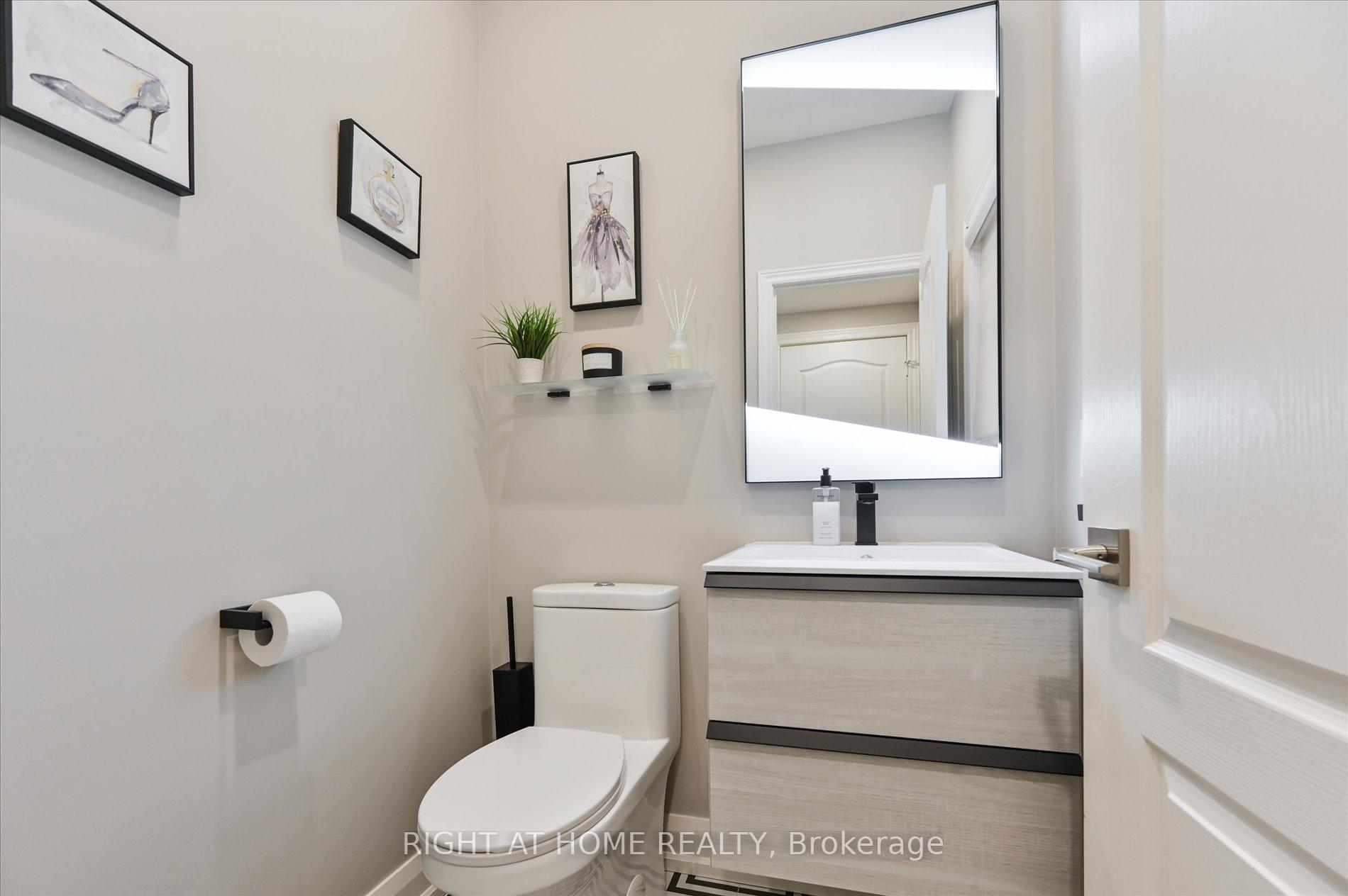 Photo 16 of 250 Rivermill Crescent, Vaughan, Patterson — HOMEH