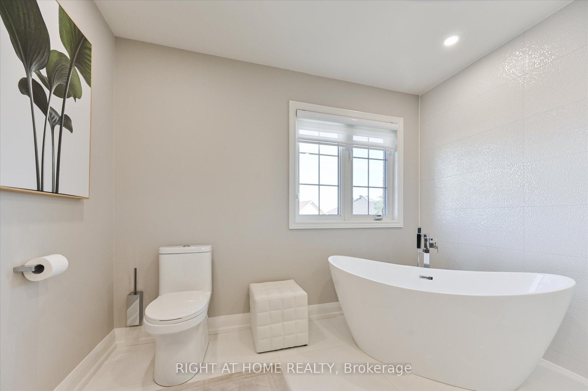 Photo 26 of 250 Rivermill Crescent, Vaughan, Patterson — HOMEH