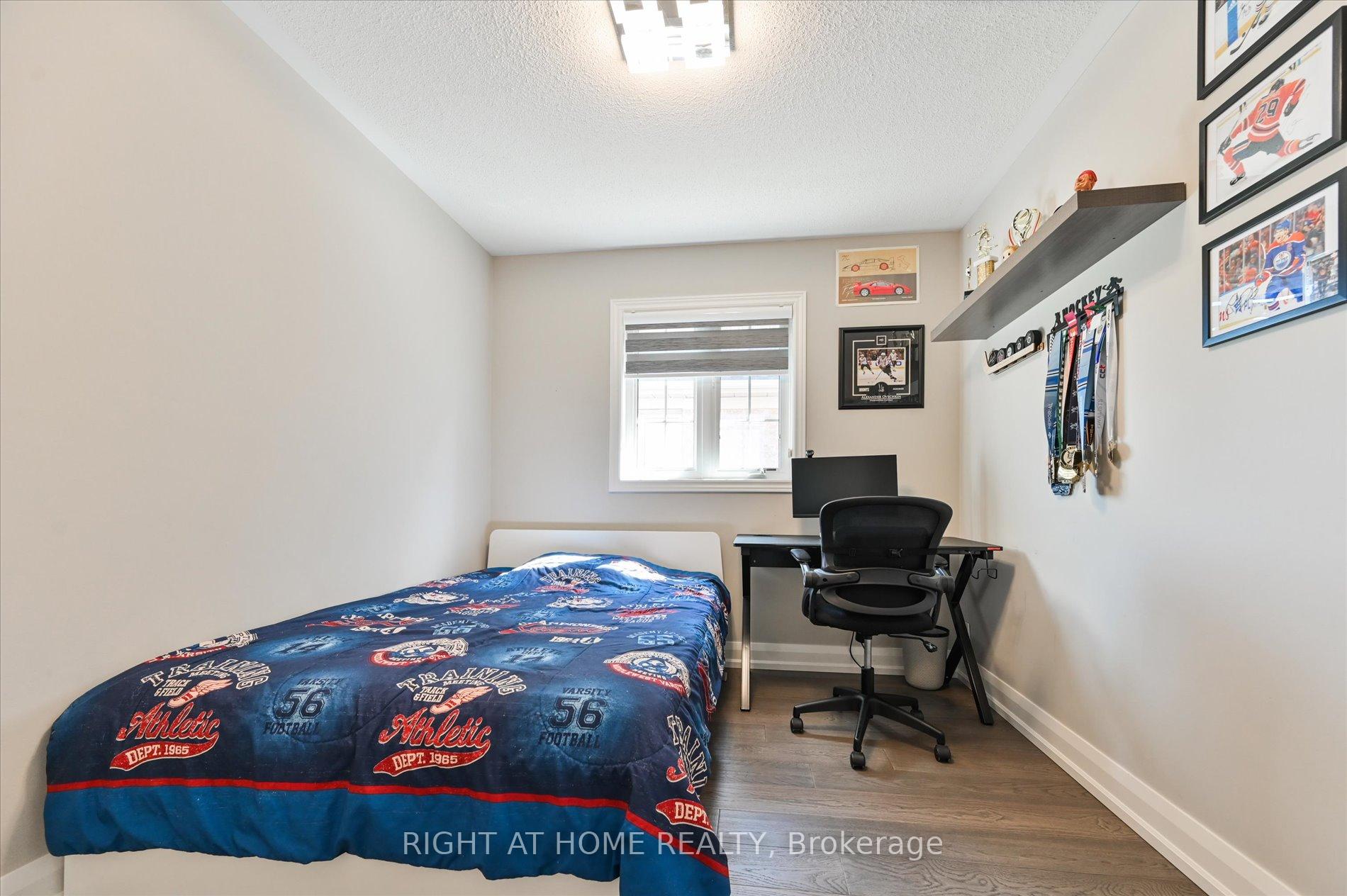 Photo 27 of 250 Rivermill Crescent, Vaughan, Patterson — HOMEH