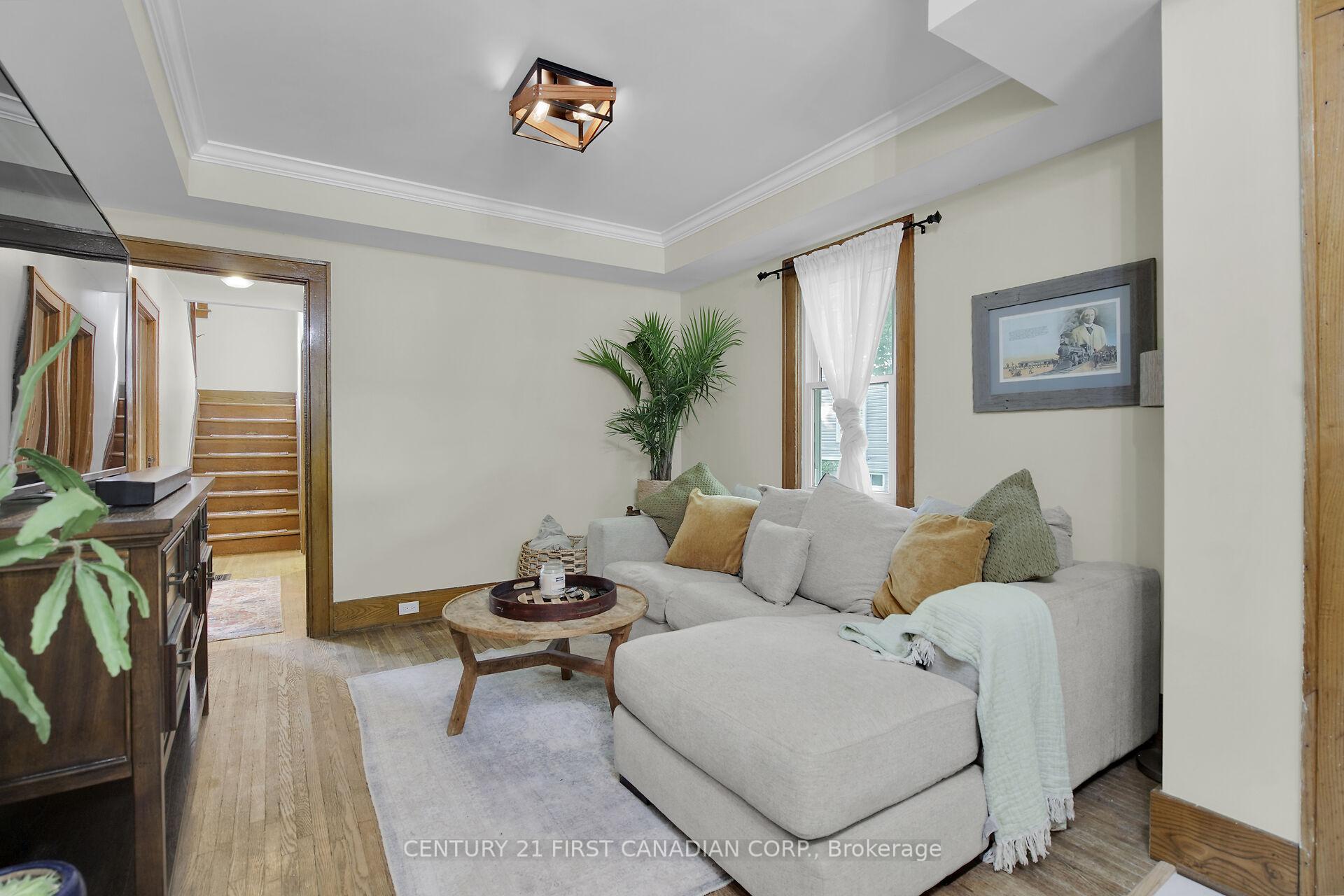 Photo 3 of 196 Queen Street, West Elgin, Rodney — HOMEH