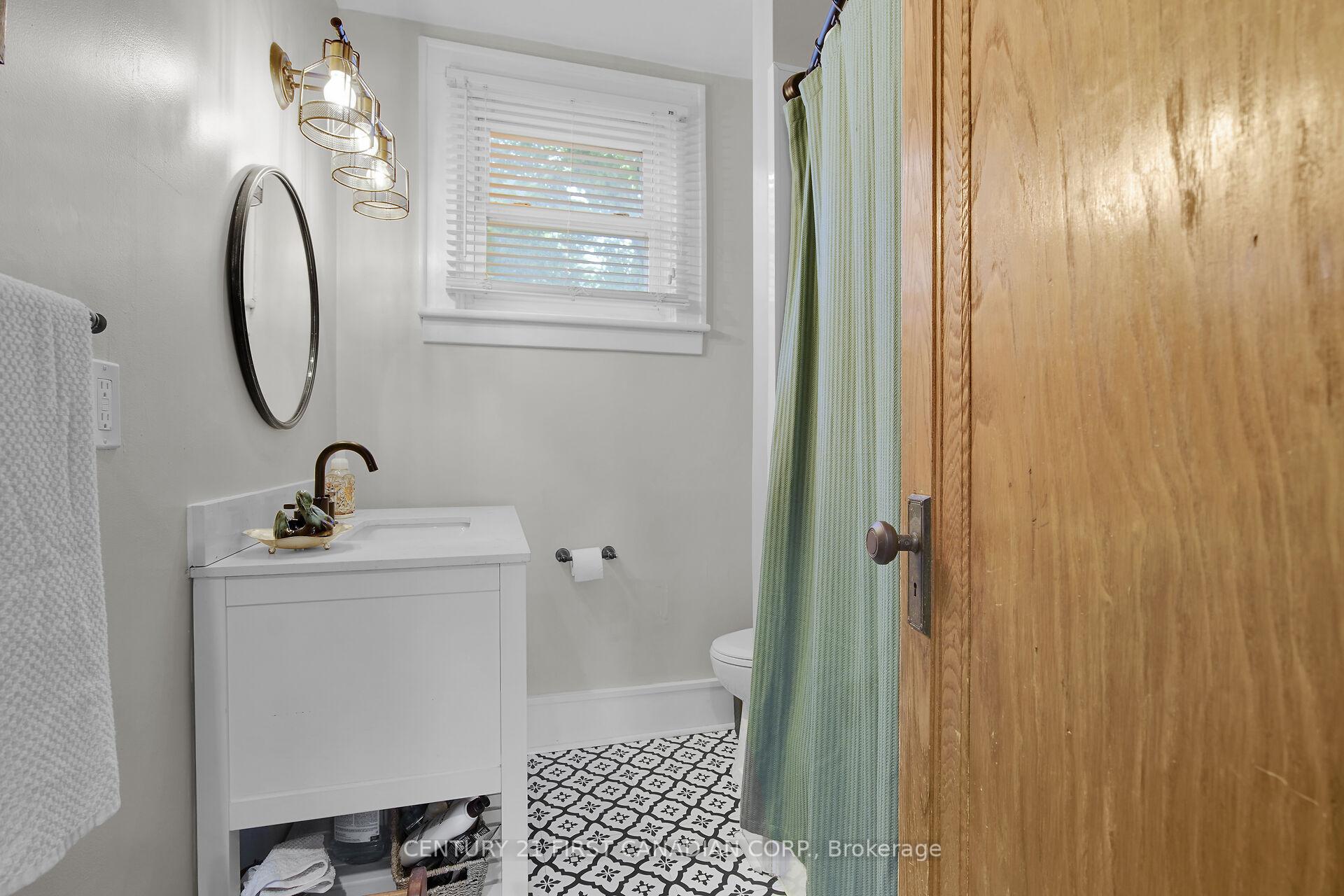 Photo 14 of 196 Queen Street, West Elgin, Rodney — HOMEH