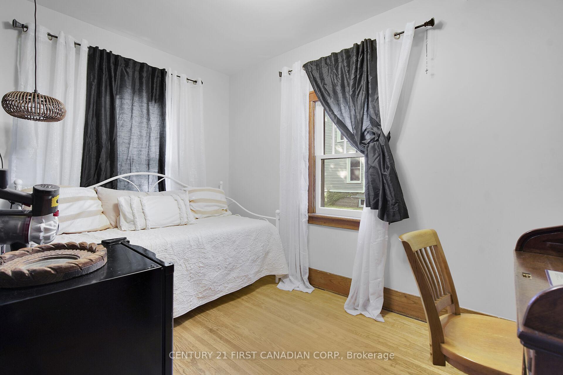 Photo 15 of 196 Queen Street, West Elgin, Rodney — HOMEH