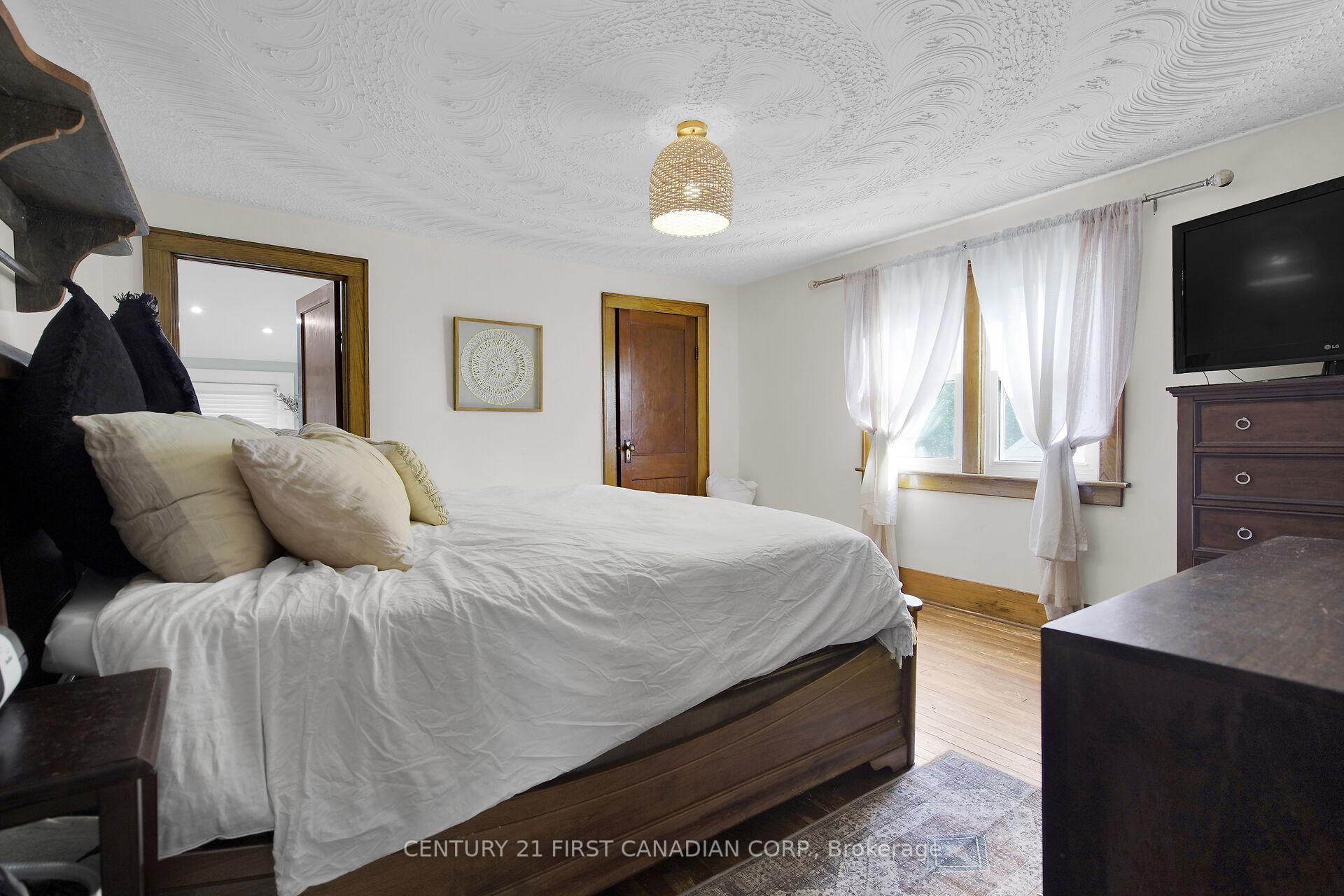 Photo 17 of 196 Queen Street, West Elgin, Rodney — HOMEH