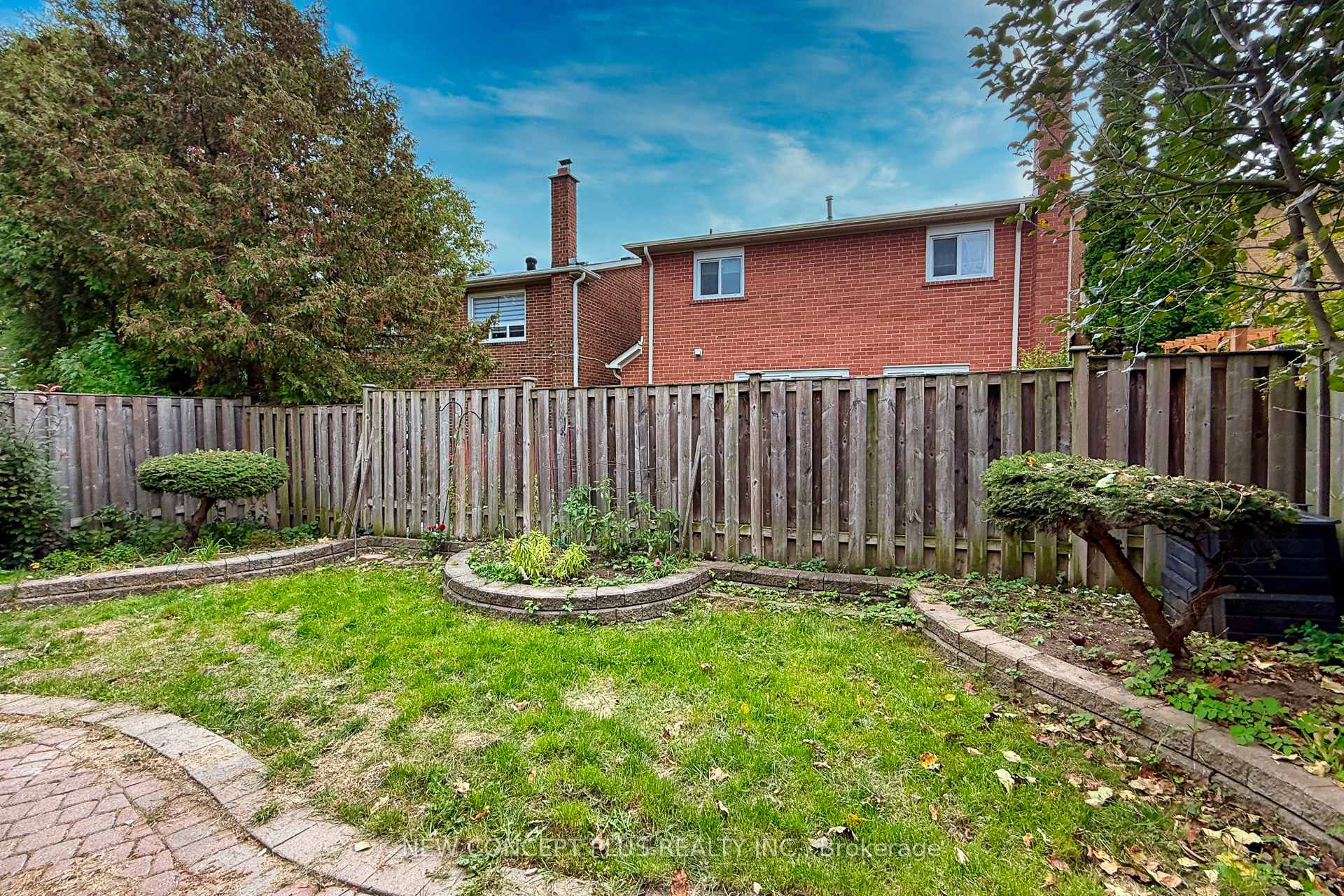 Photo 41 of 134 Mccabe Crescent, Vaughan, Lakeview Estates — HOMEH