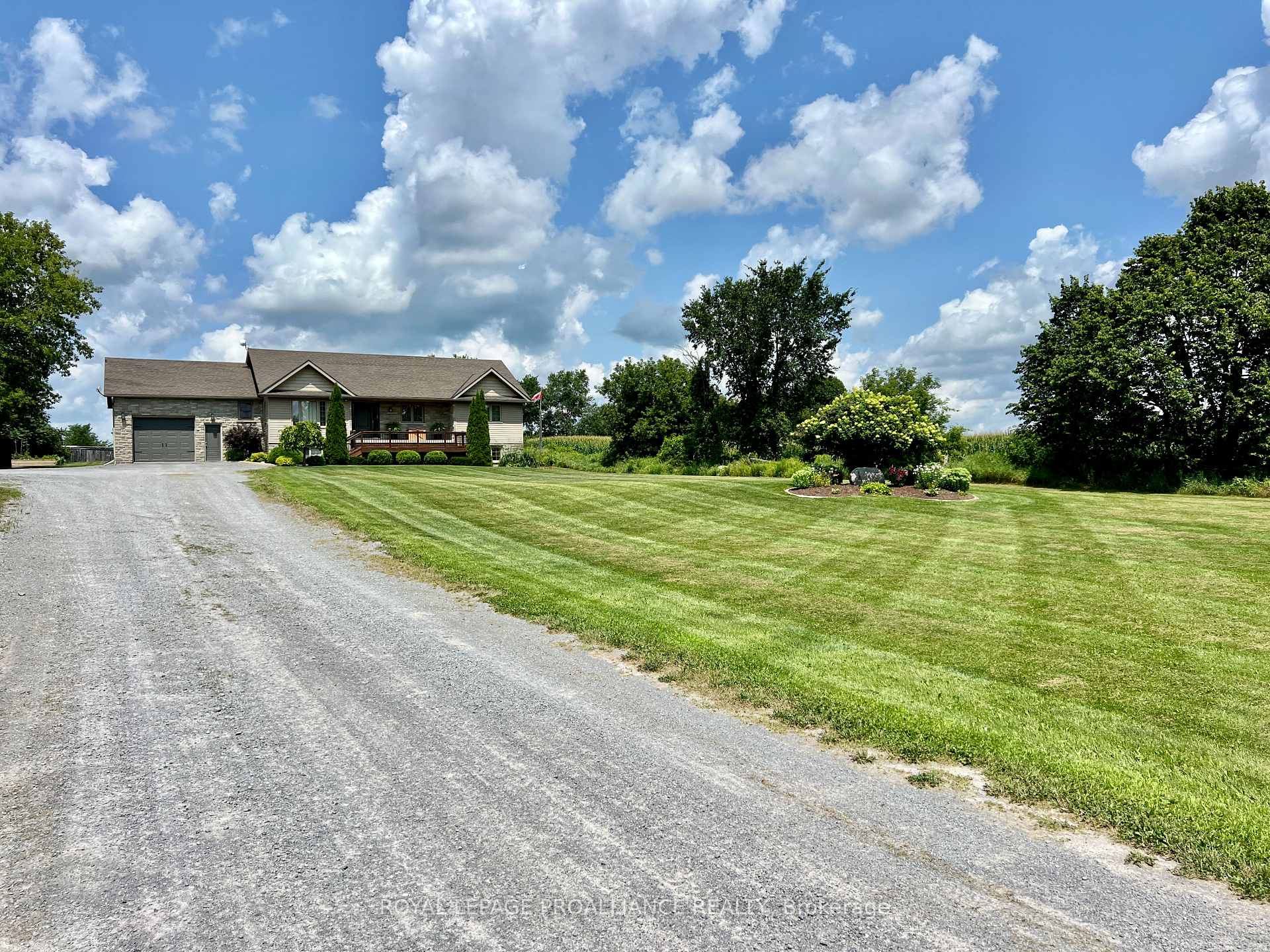 Photo 3 of 1575 Crookston Road, Tweed, Hungerford (Twp) — HOMEH