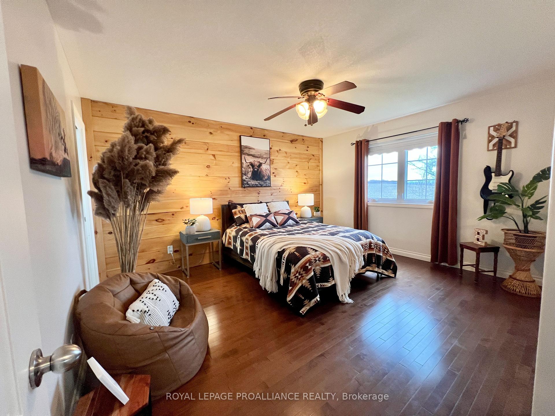 Photo 12 of 1575 Crookston Road, Tweed, Hungerford (Twp) — HOMEH