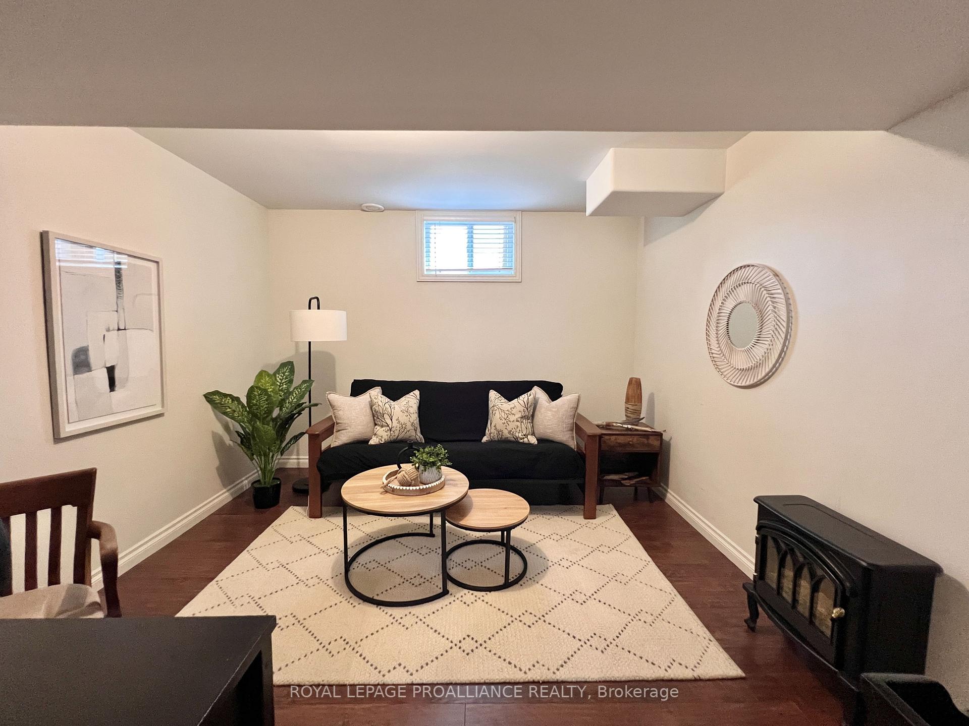 Photo 23 of 1575 Crookston Road, Tweed, Hungerford (Twp) — HOMEH