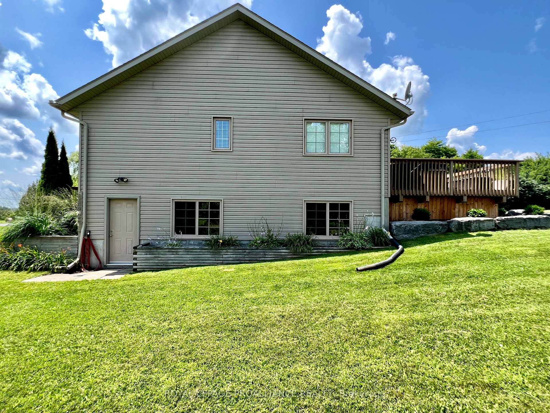 Photo 27 of 1575 Crookston Road, Tweed, Hungerford (Twp) — HOMEH