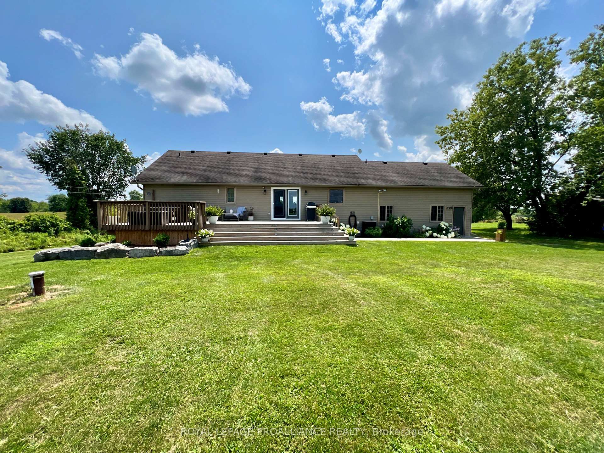 Photo 28 of 1575 Crookston Road, Tweed, Hungerford (Twp) — HOMEH