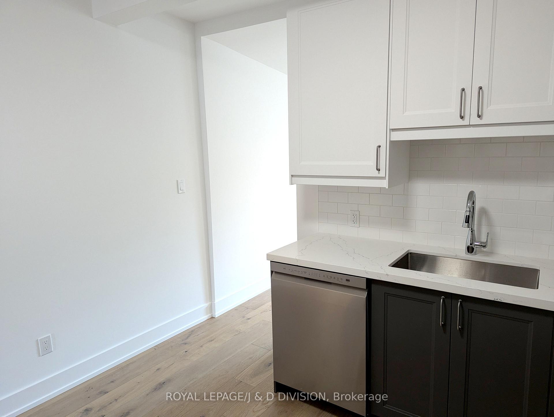 Photo 6 of 2058 Dufferin Street, Toronto, Caledonia-Fairbank — HOMEH