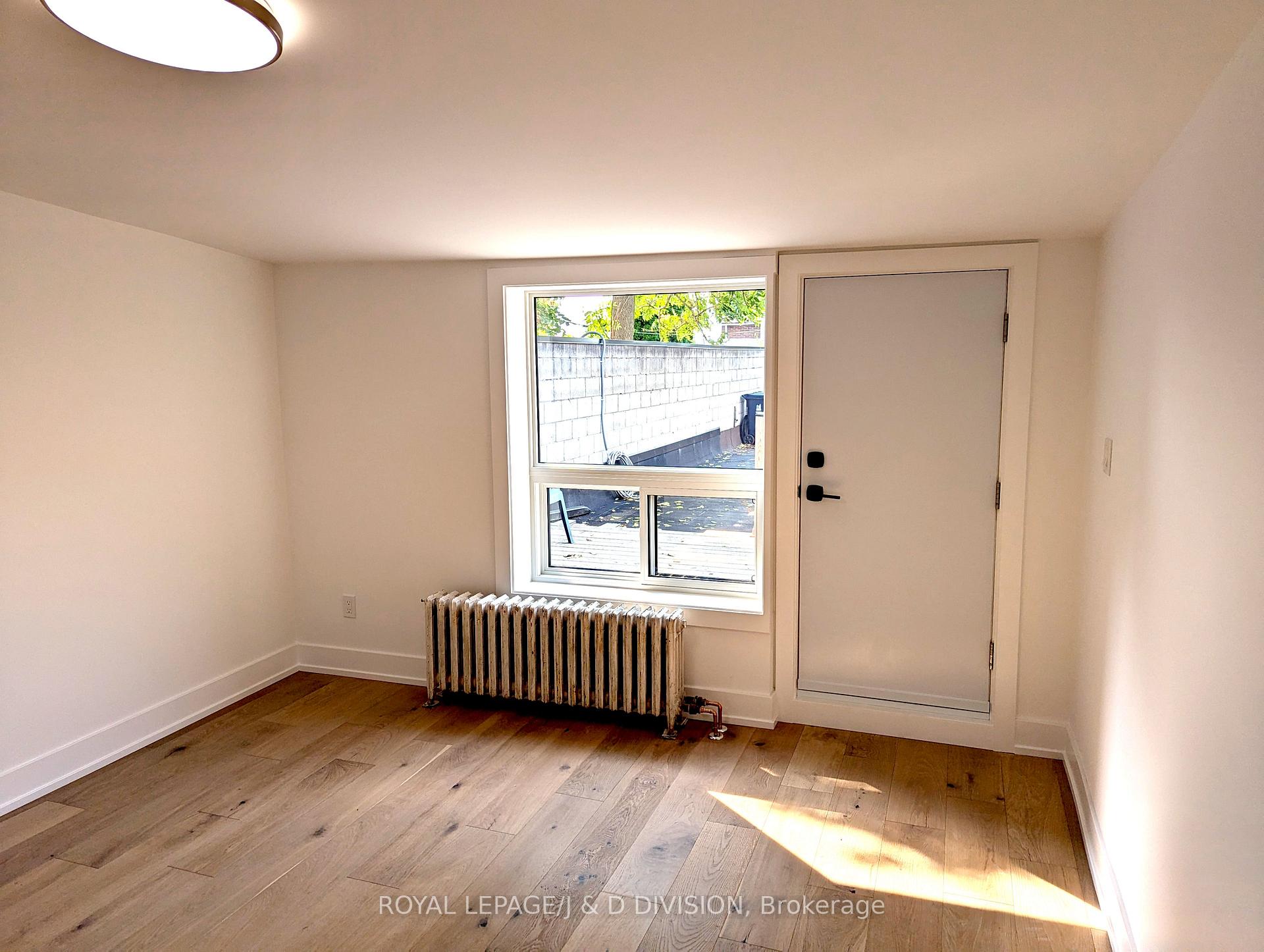 Photo 7 of 2058 Dufferin Street, Toronto, Caledonia-Fairbank — HOMEH