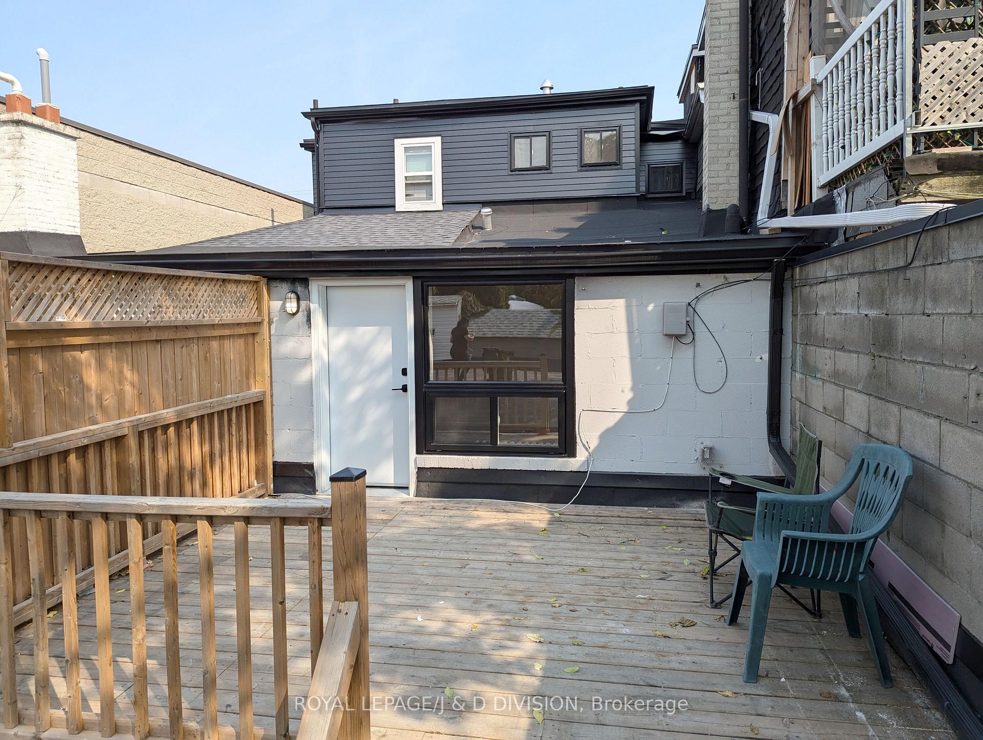 Photo 8 of 2058 Dufferin Street, Toronto, Caledonia-Fairbank — HOMEH