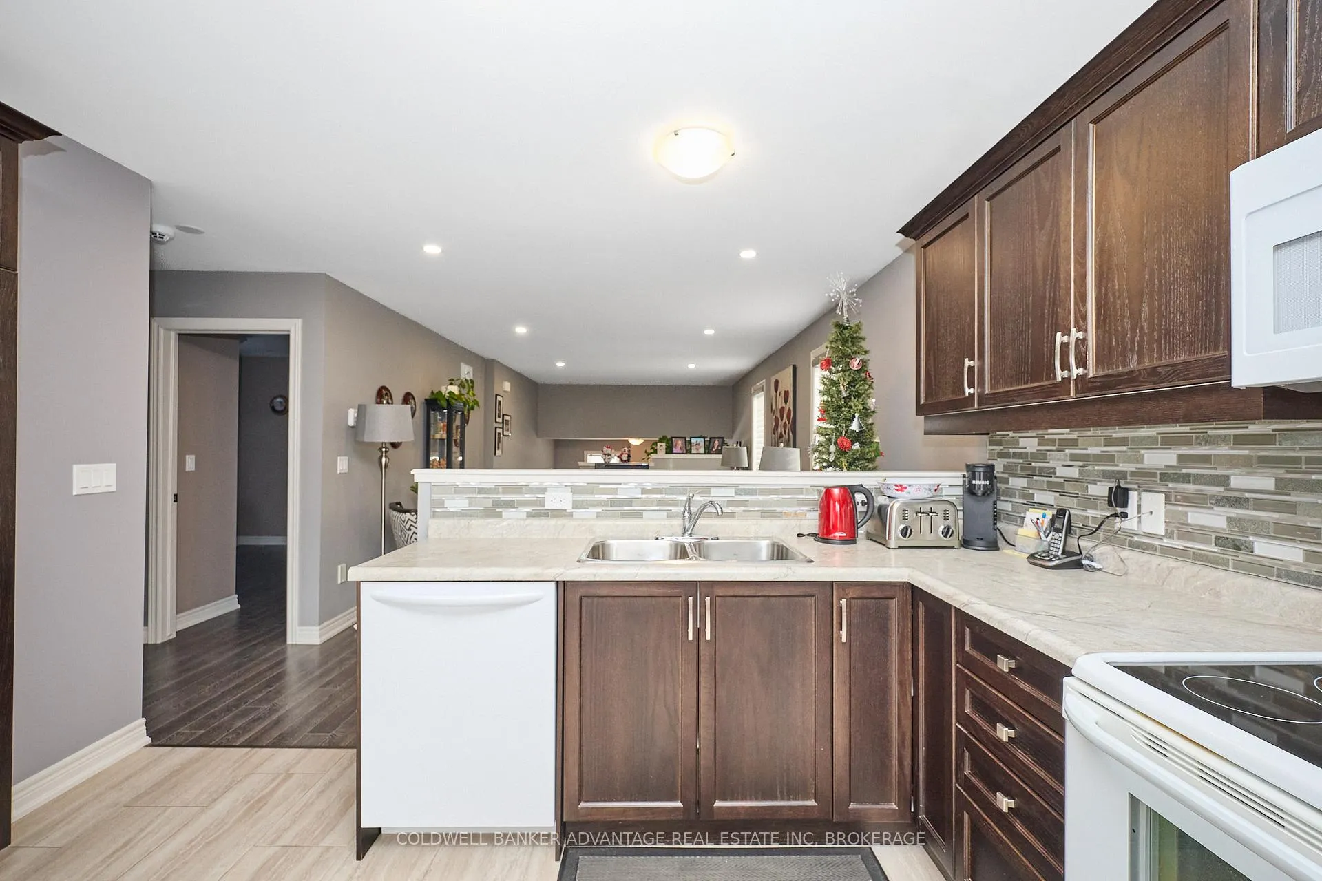 Photo 12 of 91 Scholfield Avenue S, Welland, Lincoln/Crowland — HOMEH