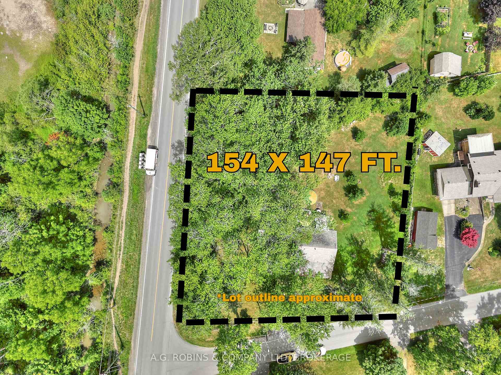 Front of 10598 Woodland Drive