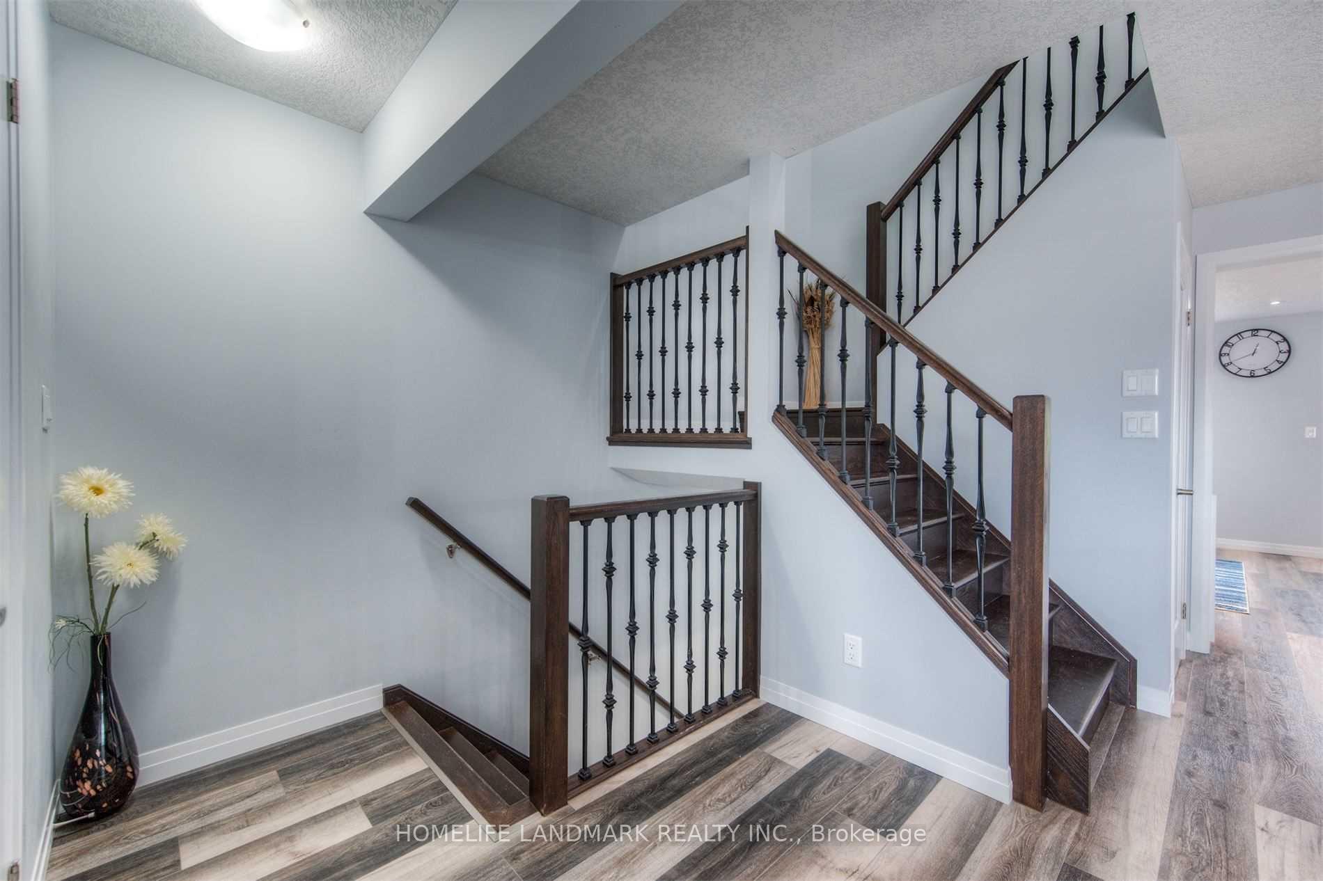 Photo 12 of 520 Wismer Street, Waterloo, University Downs — HOMEH
