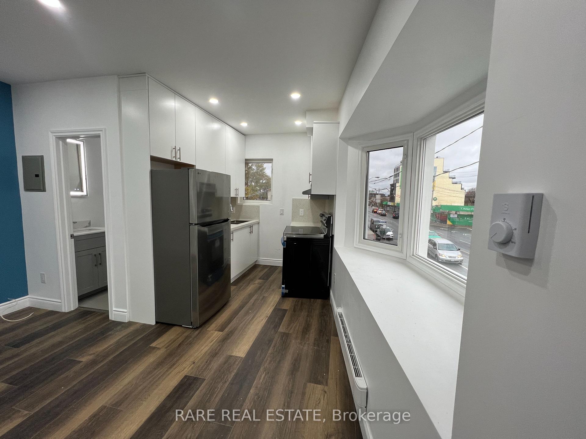 Photo 4 of Unit 2, 167 Dynevor Road, Toronto, Caledonia-Fairbank — HOMEH