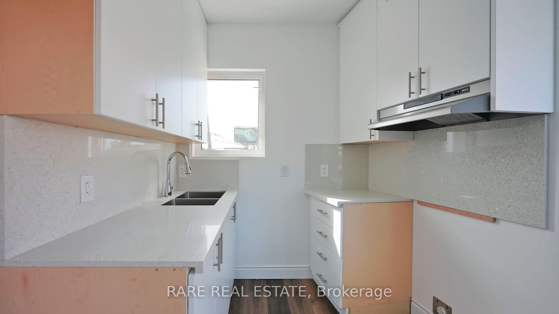 Photo 9 of Unit 2, 167 Dynevor Road, Toronto, Caledonia-Fairbank — HOMEH