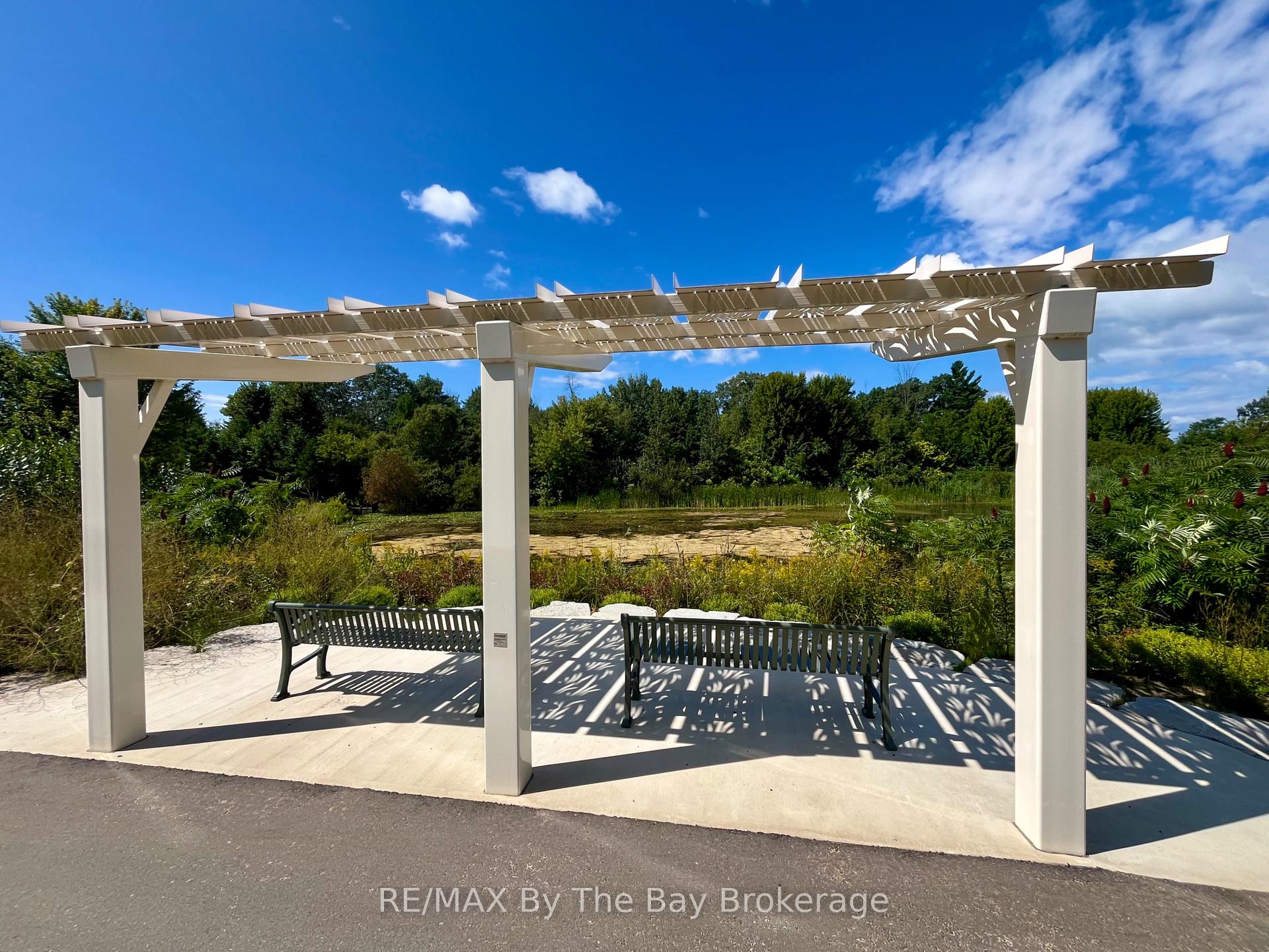 Photo 14 of 20 Little River Crossing, Wasaga Beach — HOMEH