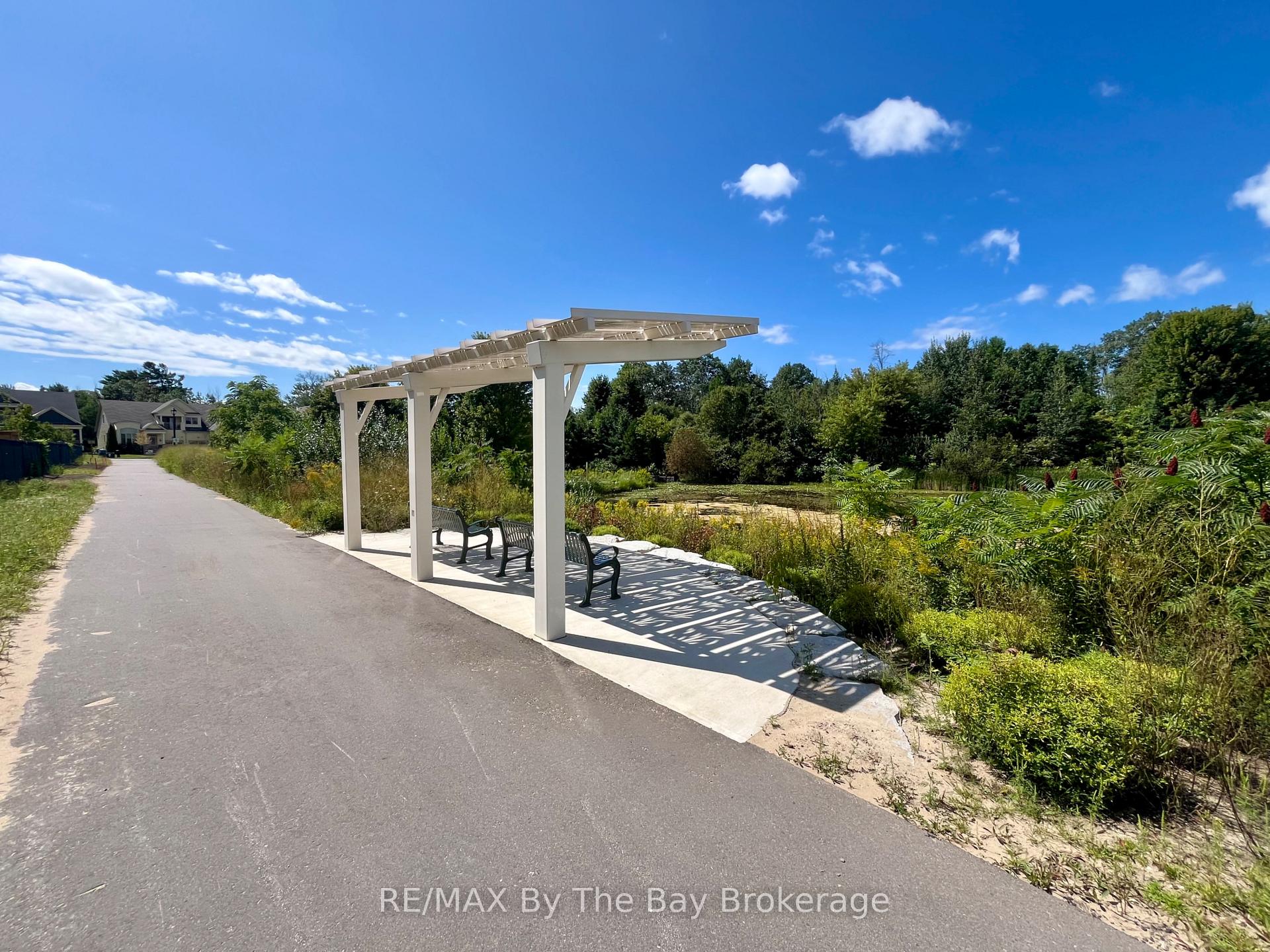 Photo 15 of 20 Little River Crossing, Wasaga Beach — HOMEH