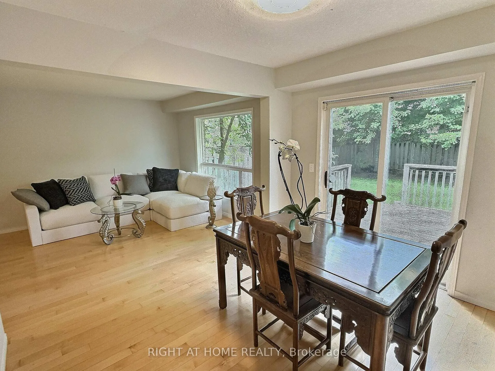 Photo 6 of 385 Havendale Crescent, Waterloo — HOMEH